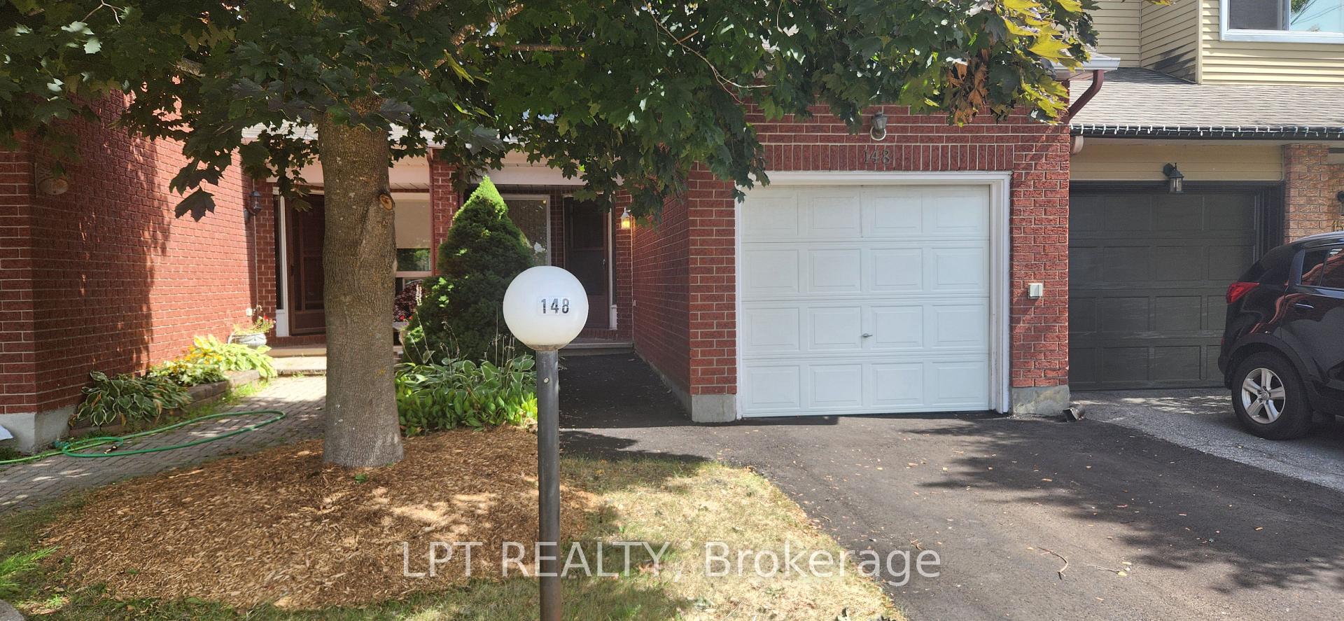 Photo 2 of 148 Pickwick Drive, Ottawa, Barrhaven - Cedargrove/Fraserdale — HOMEH