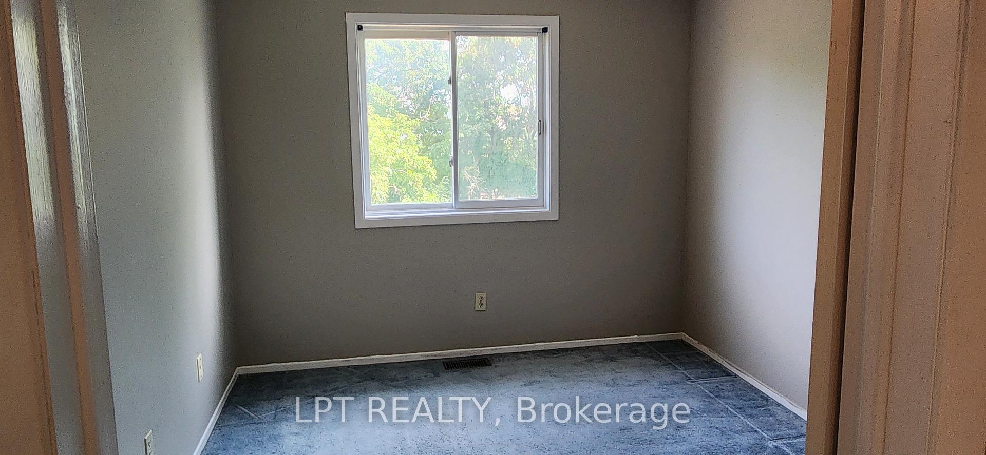 Photo 16 of 148 Pickwick Drive, Ottawa, Barrhaven - Cedargrove/Fraserdale — HOMEH