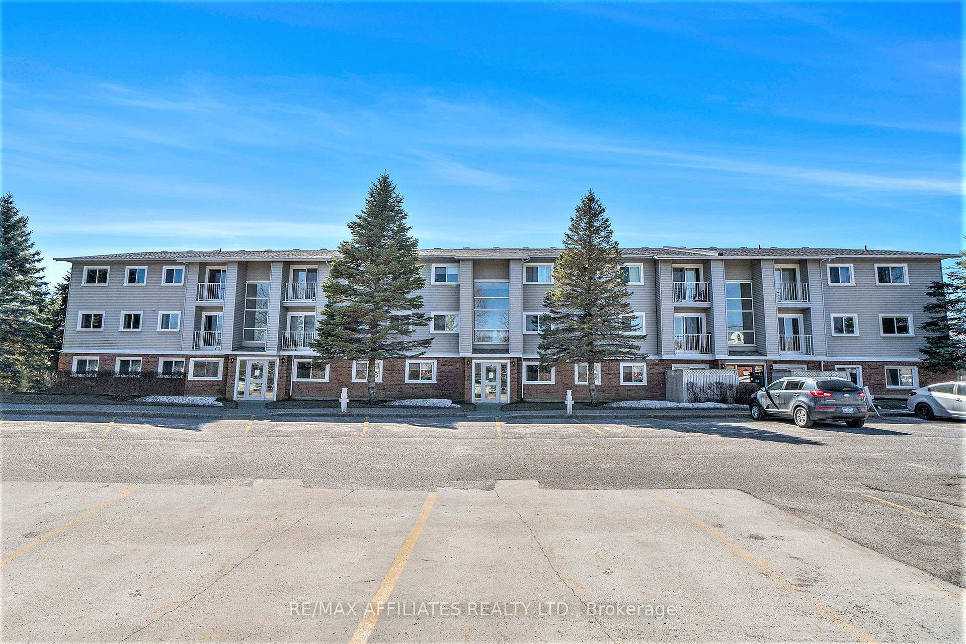Photo 2 of Unit 208, 26 Pearl Street, Smiths Falls — HOMEH
