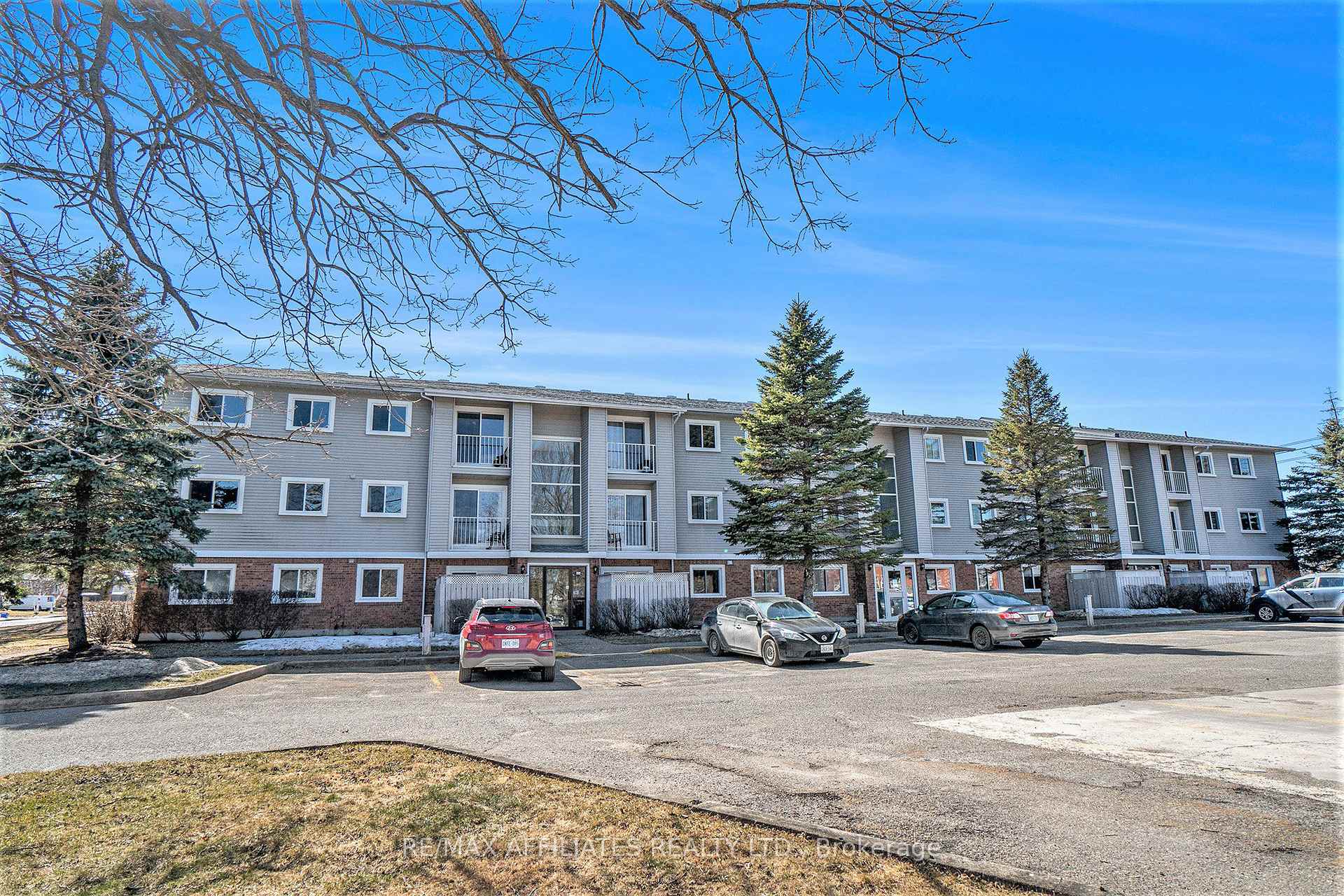 Photo 19 of Unit 208, 26 Pearl Street, Smiths Falls — HOMEH