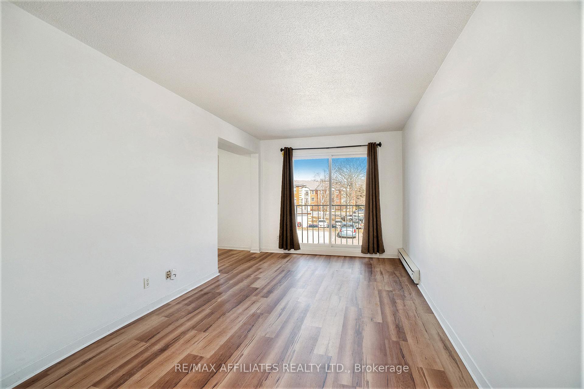 Photo 5 of Unit 208, 26 Pearl Street, Smiths Falls — HOMEH