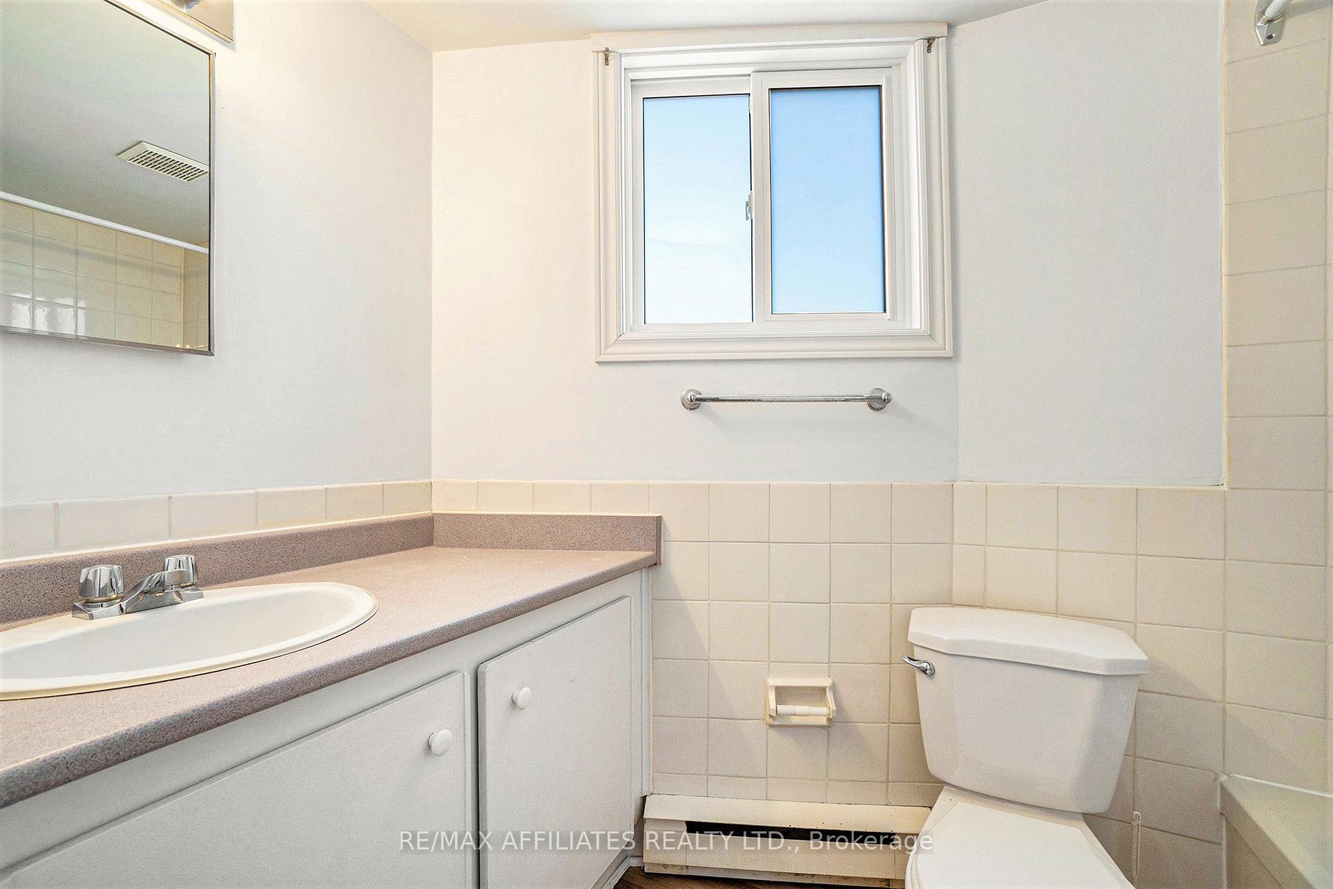 Photo 14 of Unit 208, 26 Pearl Street, Smiths Falls — HOMEH