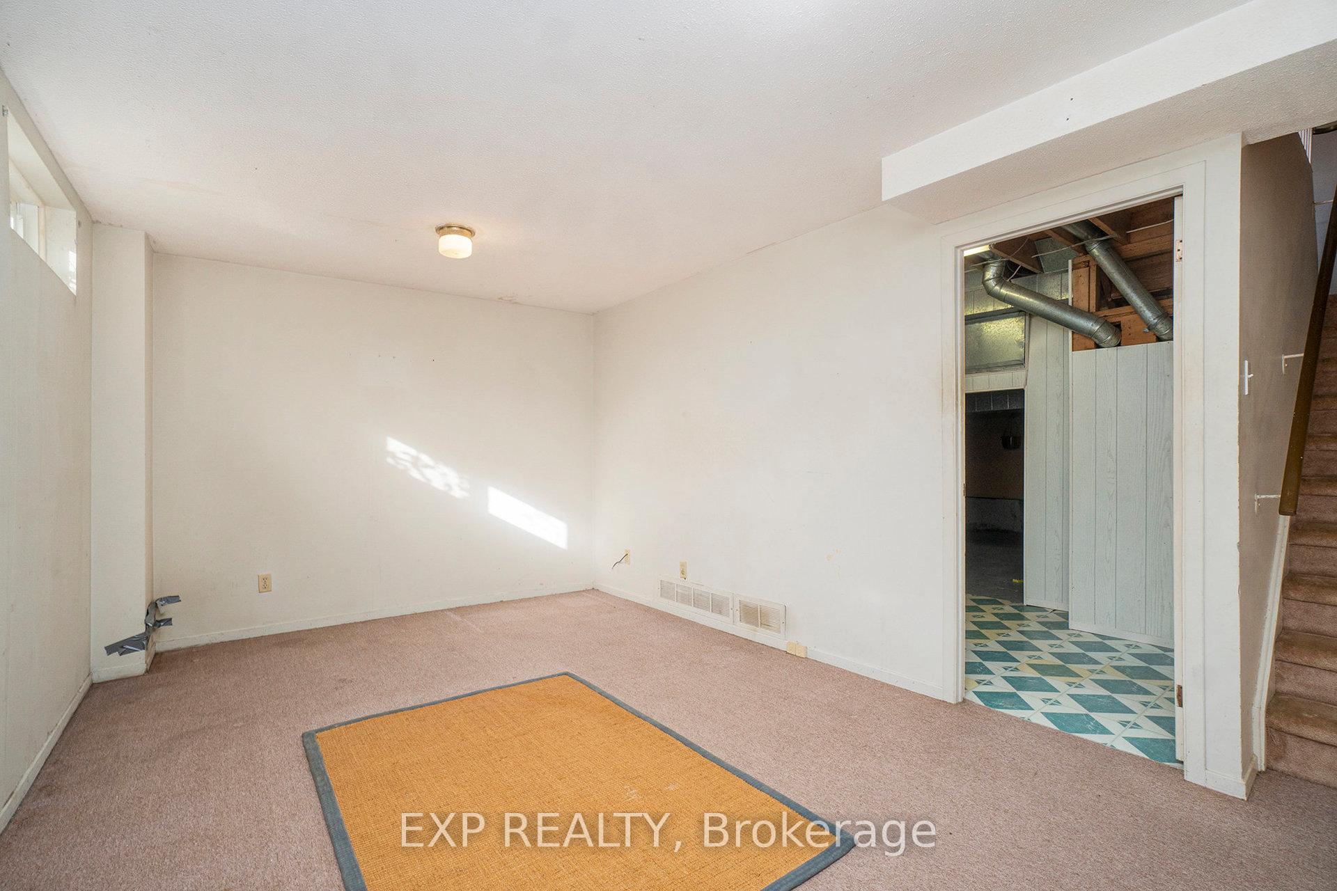 Photo 19 of Unit C, 1699C Lamoureux Drive, Ottawa, Queenswood Heights South — HOMEH