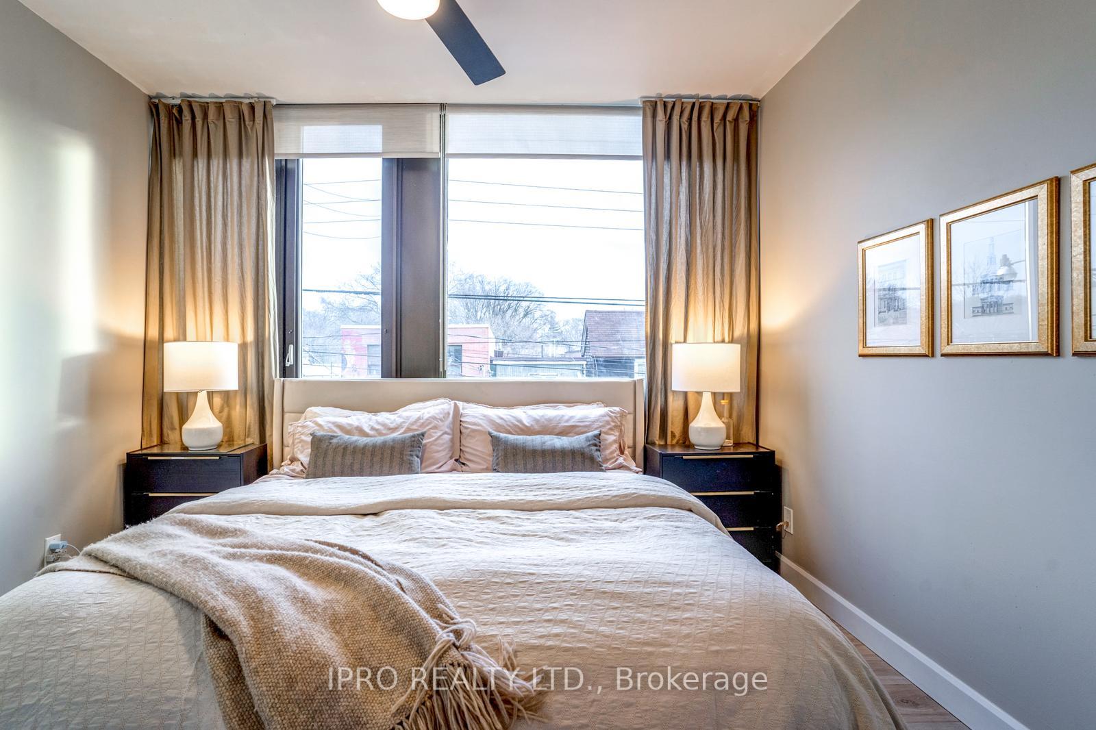 Photo 12 of Unit 211, 300 Coxwell Avenue, Toronto, Greenwood-Coxwell — HOMEH