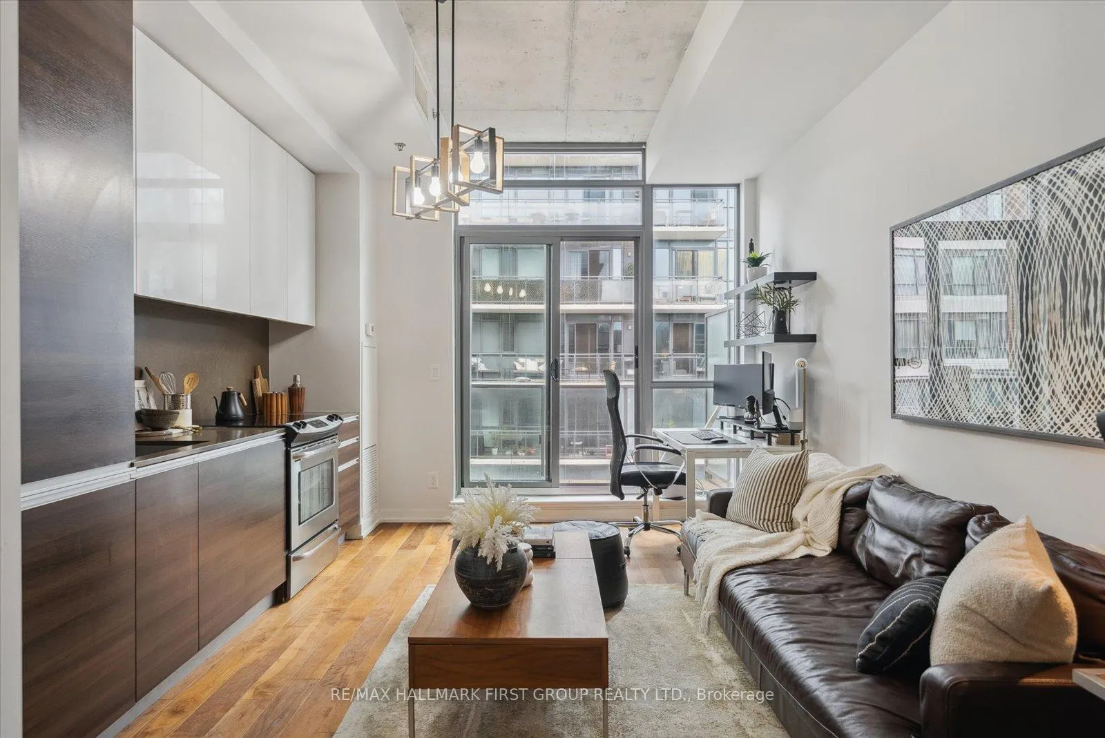 Front of Unit 602, 8 Gladstone Avenue