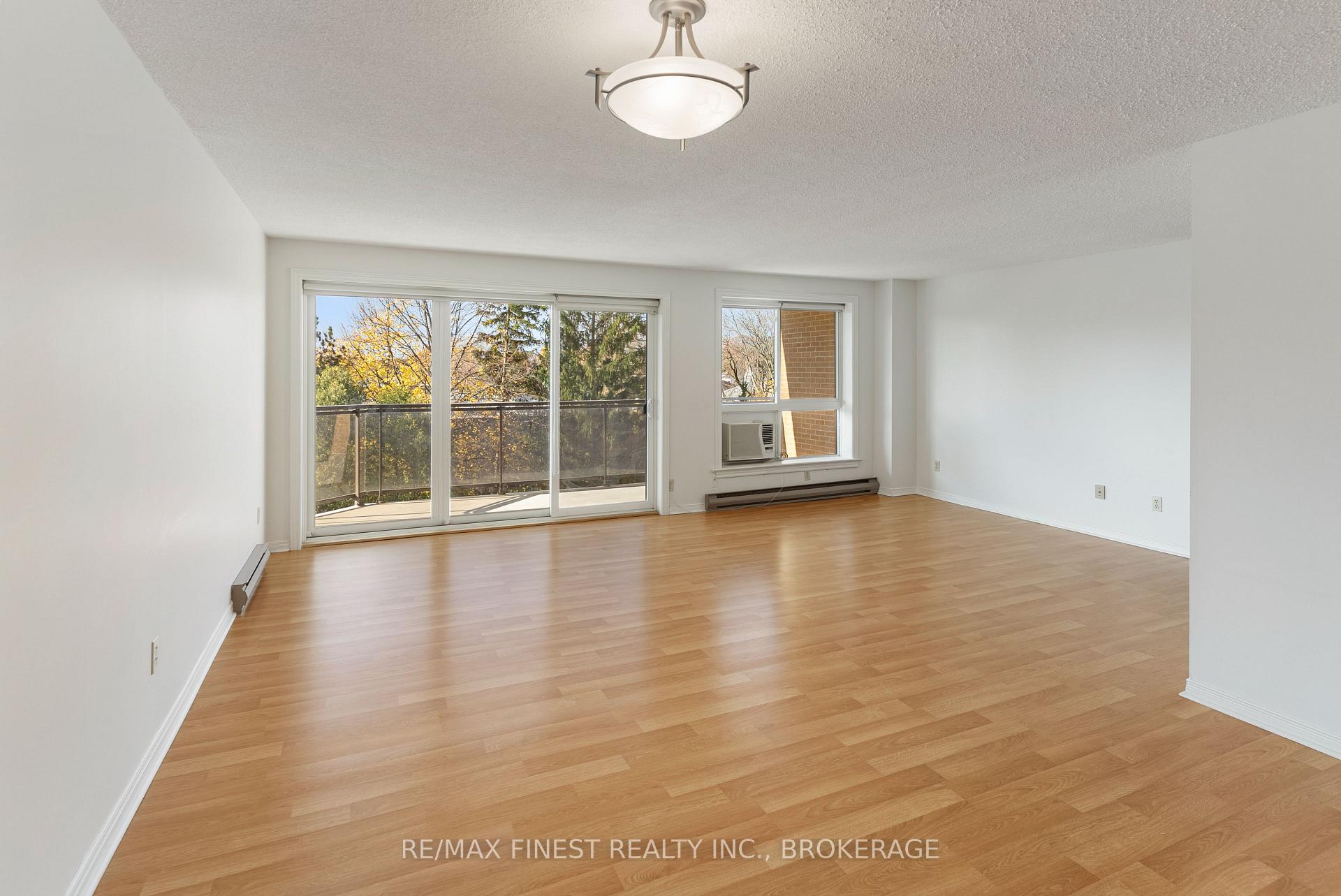 Photo 31 of Unit 304, 257 Bath Road, Kingston, West of Sir John A. Blvd — HOMEH
