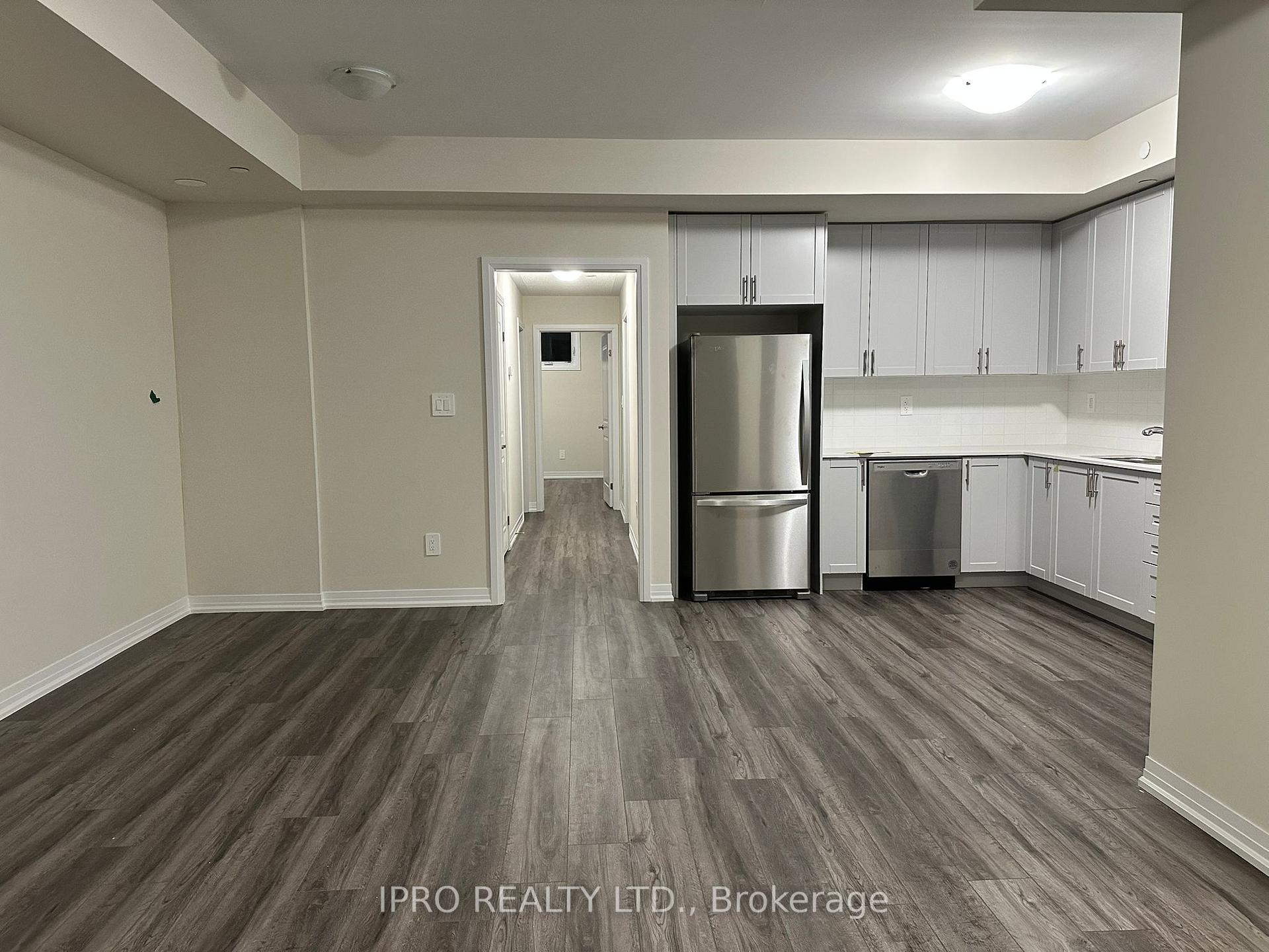 Front of Unit 121, 1585 Rose Way