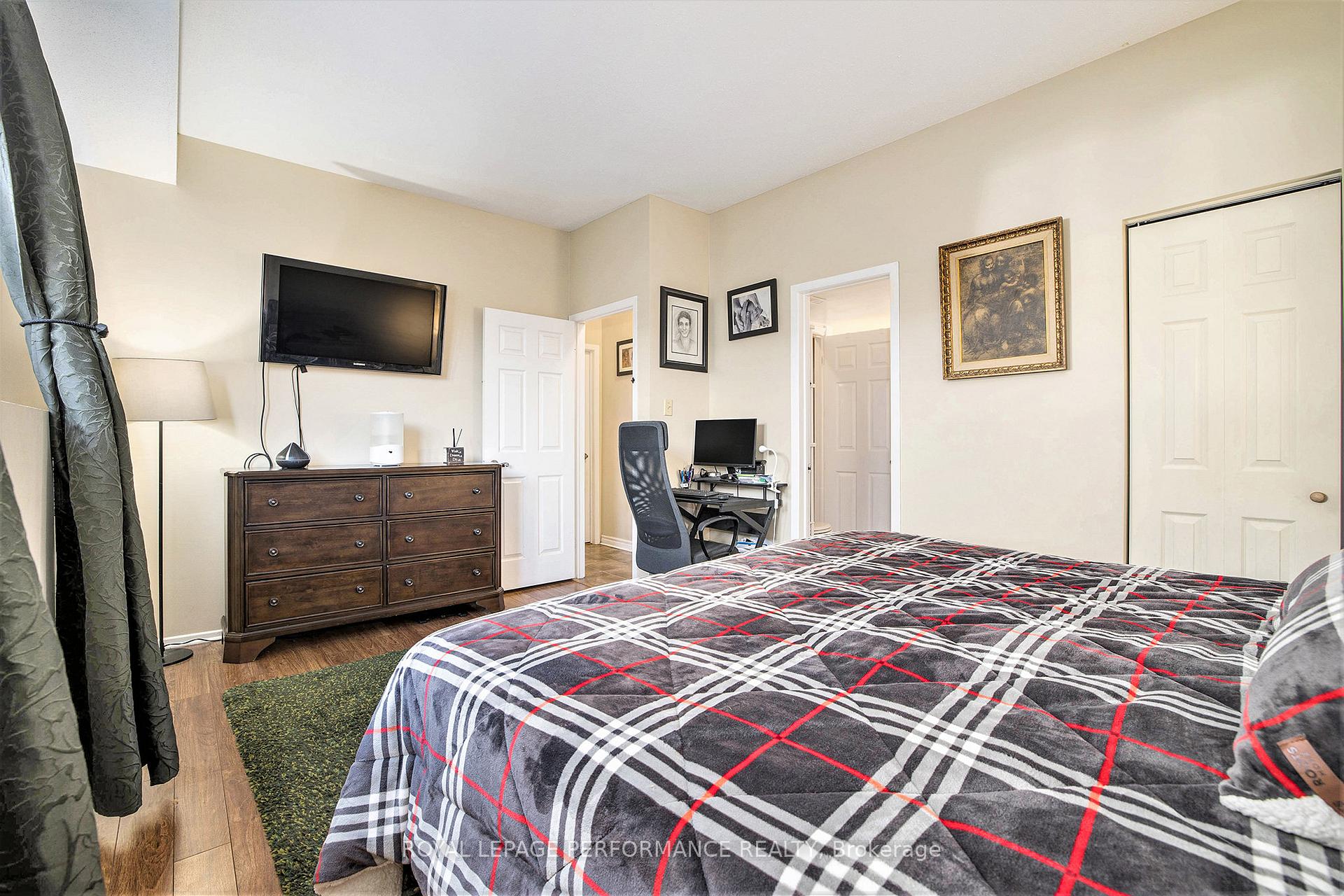 Photo 20 of Unit Unit A, 20 Shehyn Lane, Ottawa, Tanglewood — HOMEH