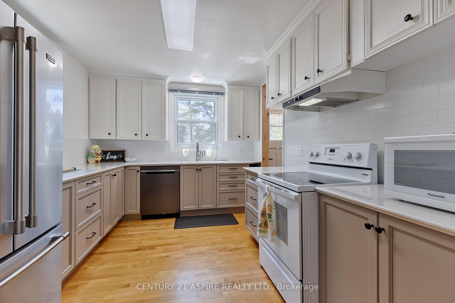 Photo 12 of 43 James Street, Deep River, Deep River — HOMEH