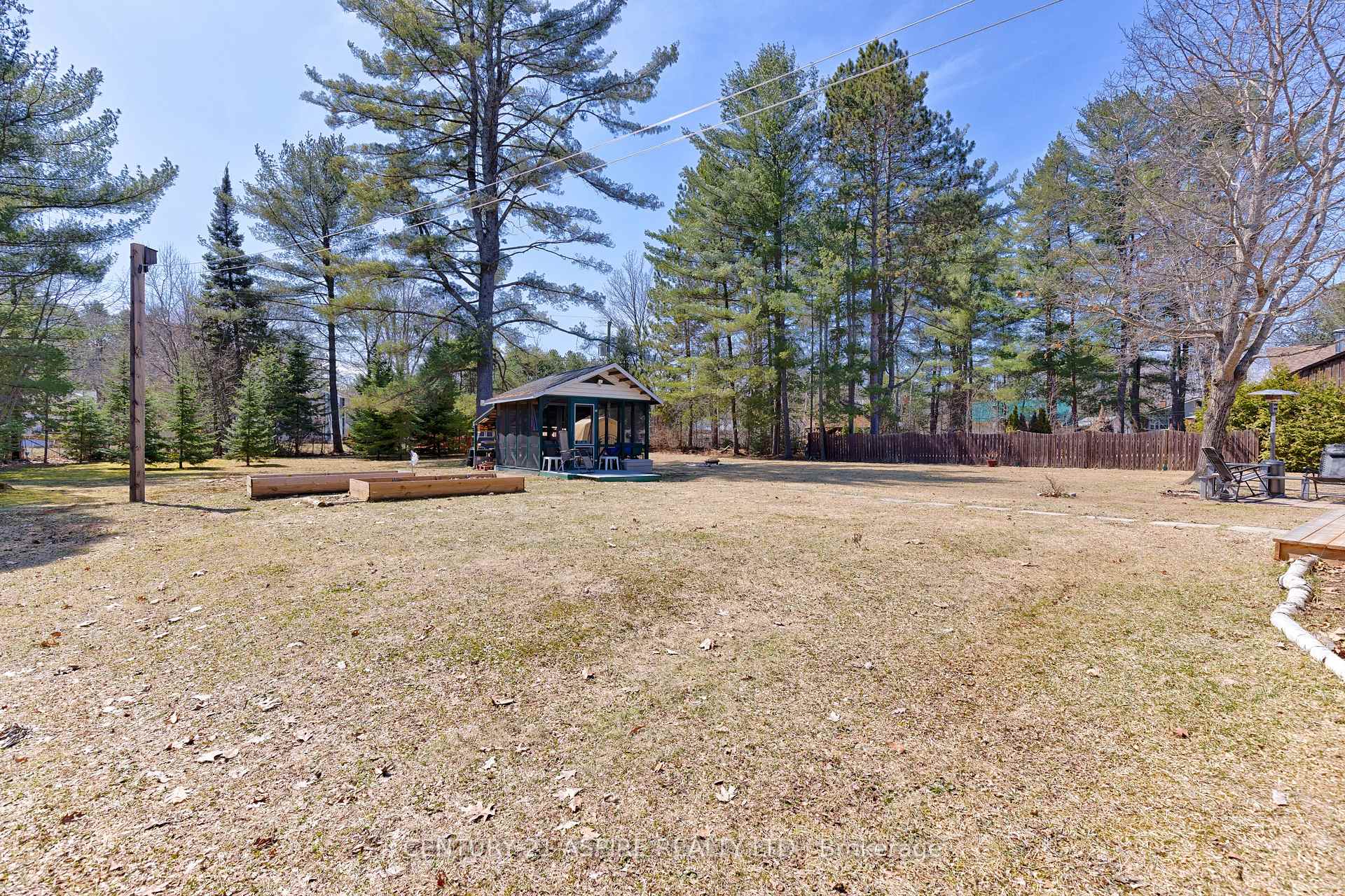 Photo 33 of 43 James Street, Deep River, Deep River — HOMEH