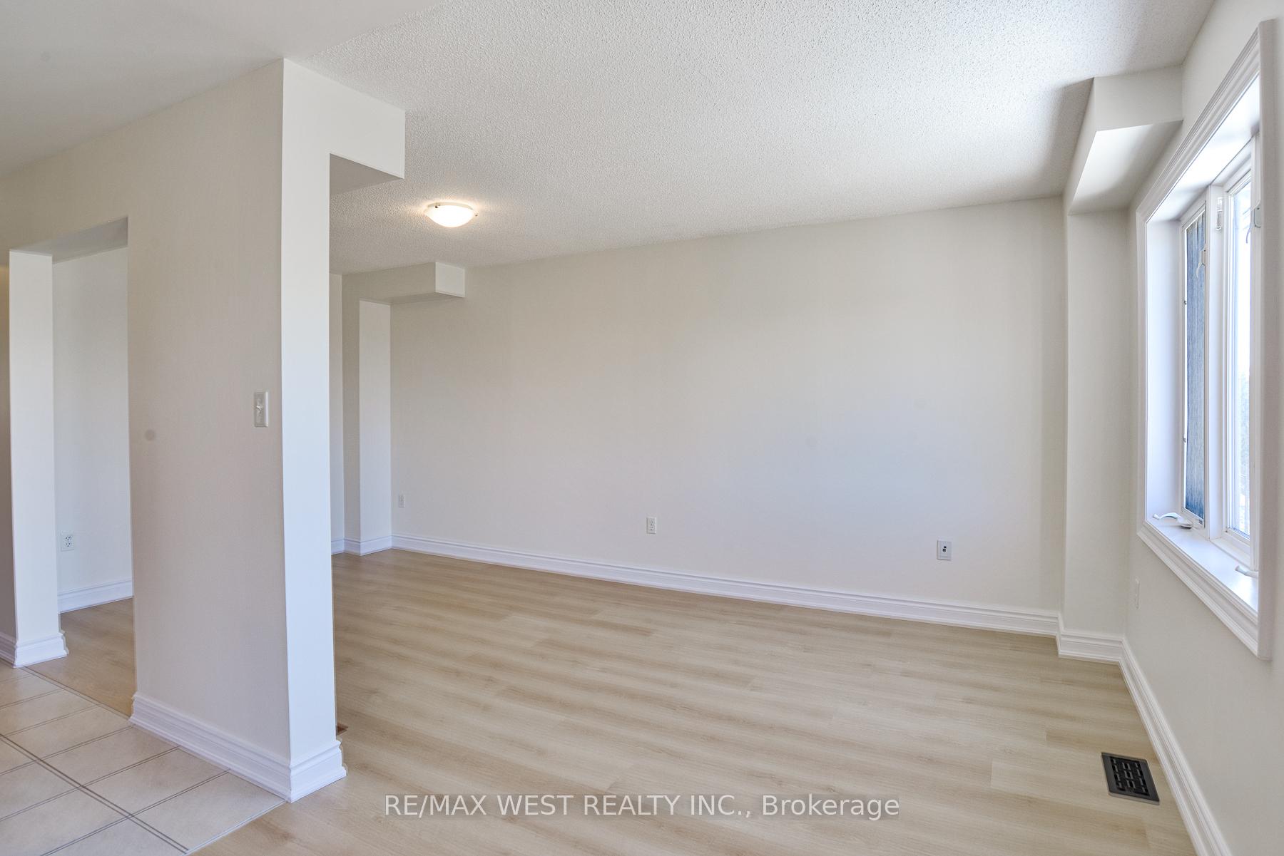 Photo 18 of Unit 3, 39 Madelaine Drive, Barrie, Painswick South — HOMEH
