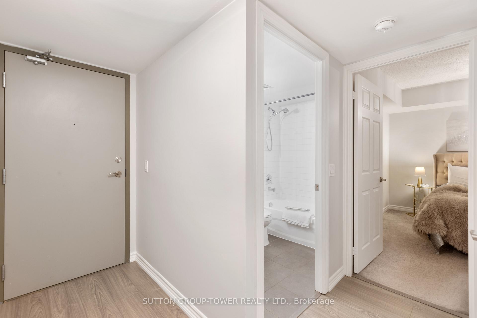 Photo 5 of Unit 711, 280 Donlands Avenue, Toronto, Danforth Village-East York — HOMEH