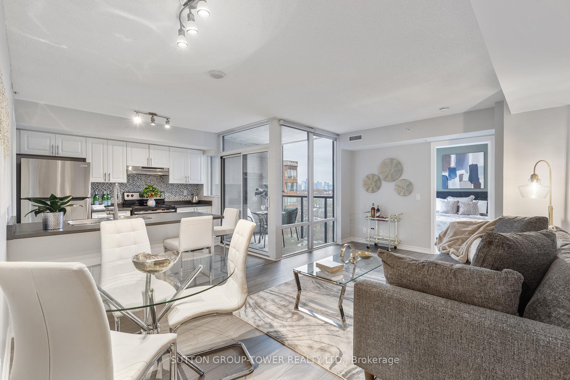 Photo 13 of Unit 711, 280 Donlands Avenue, Toronto, Danforth Village-East York — HOMEH