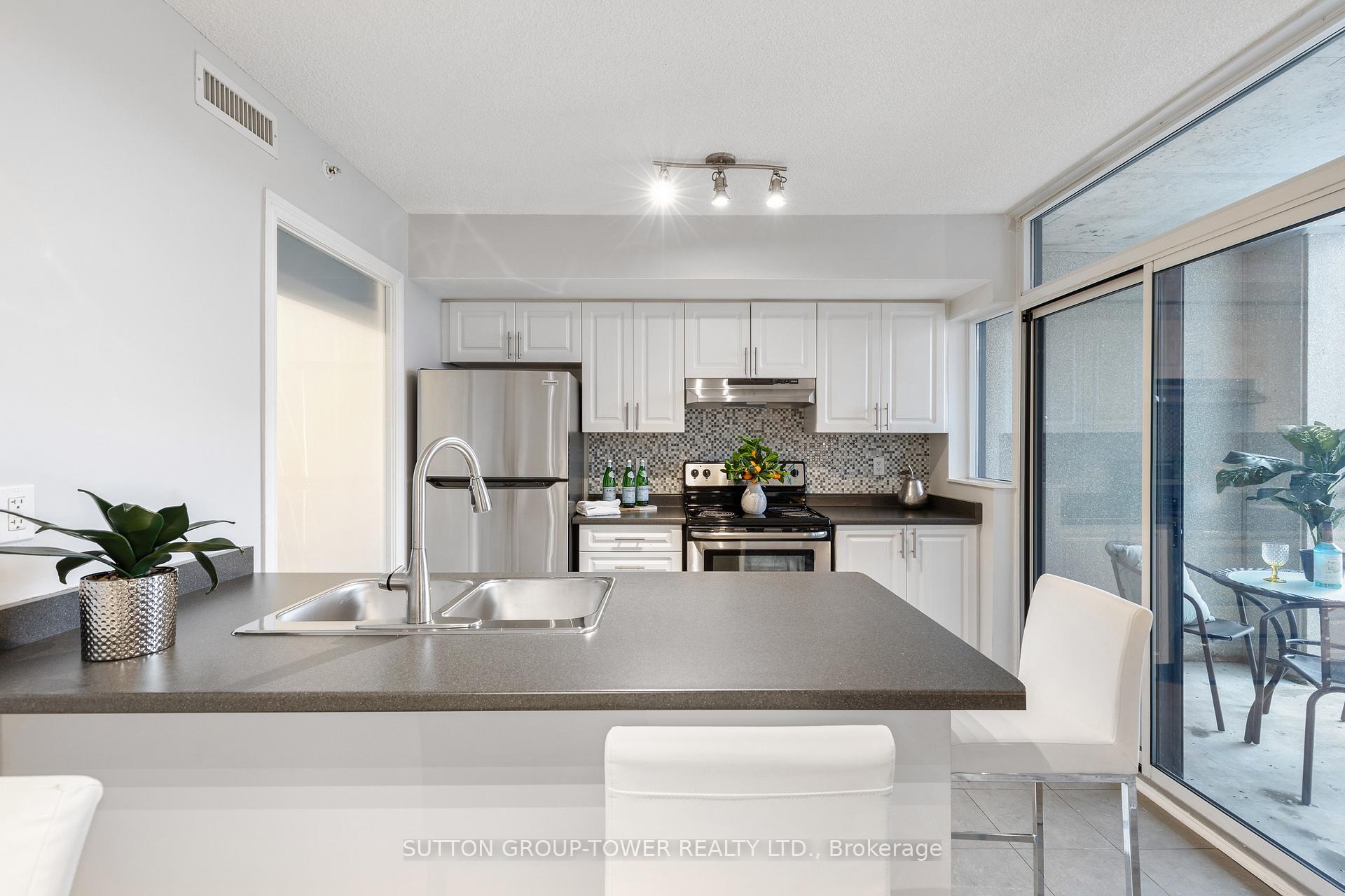 Photo 18 of Unit 711, 280 Donlands Avenue, Toronto, Danforth Village-East York — HOMEH