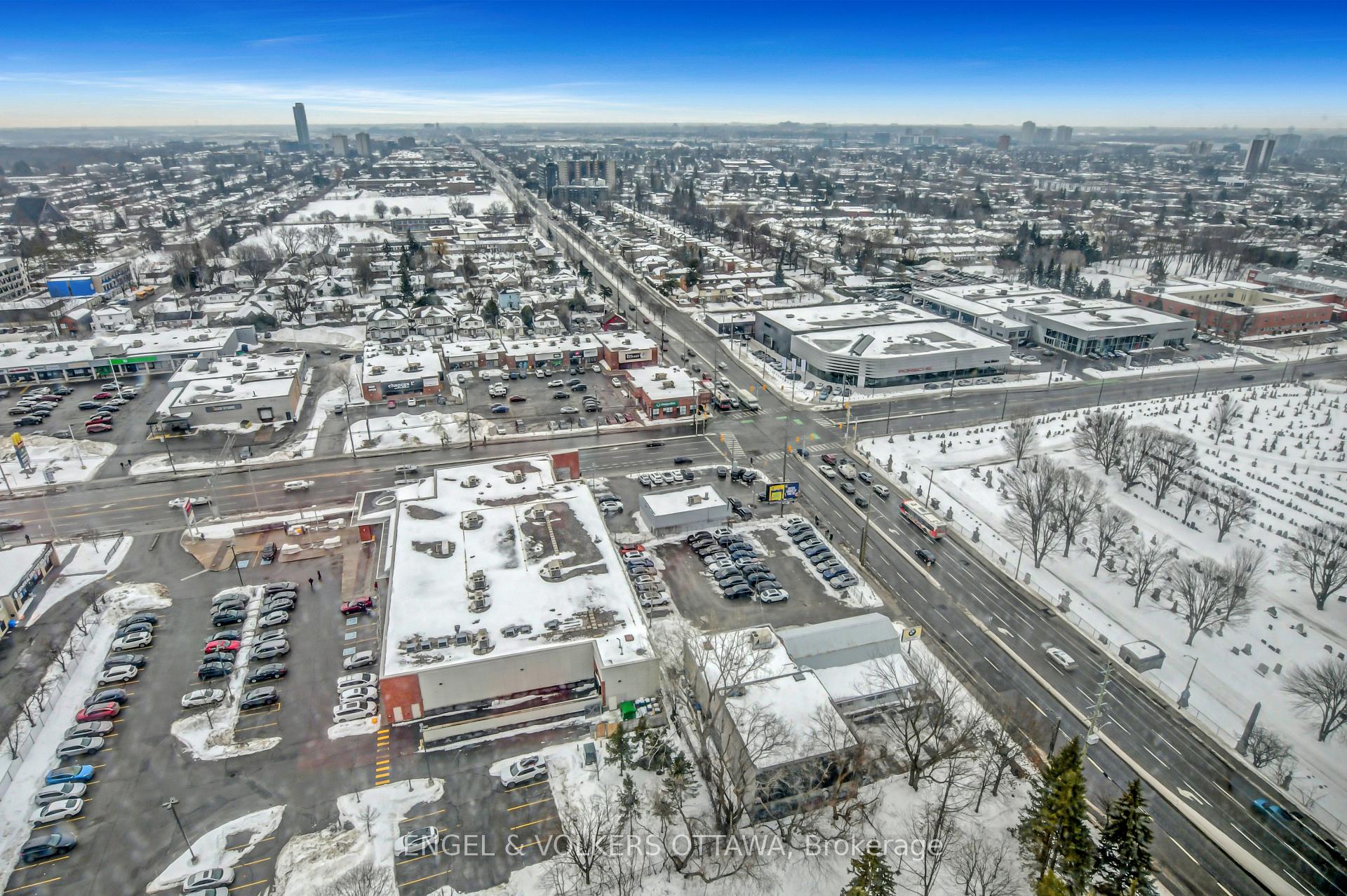 Photo 57 of Unit 2507, 545 St-Laurent Boulevard, Ottawa, Viscount Alexander Park — HOMEH