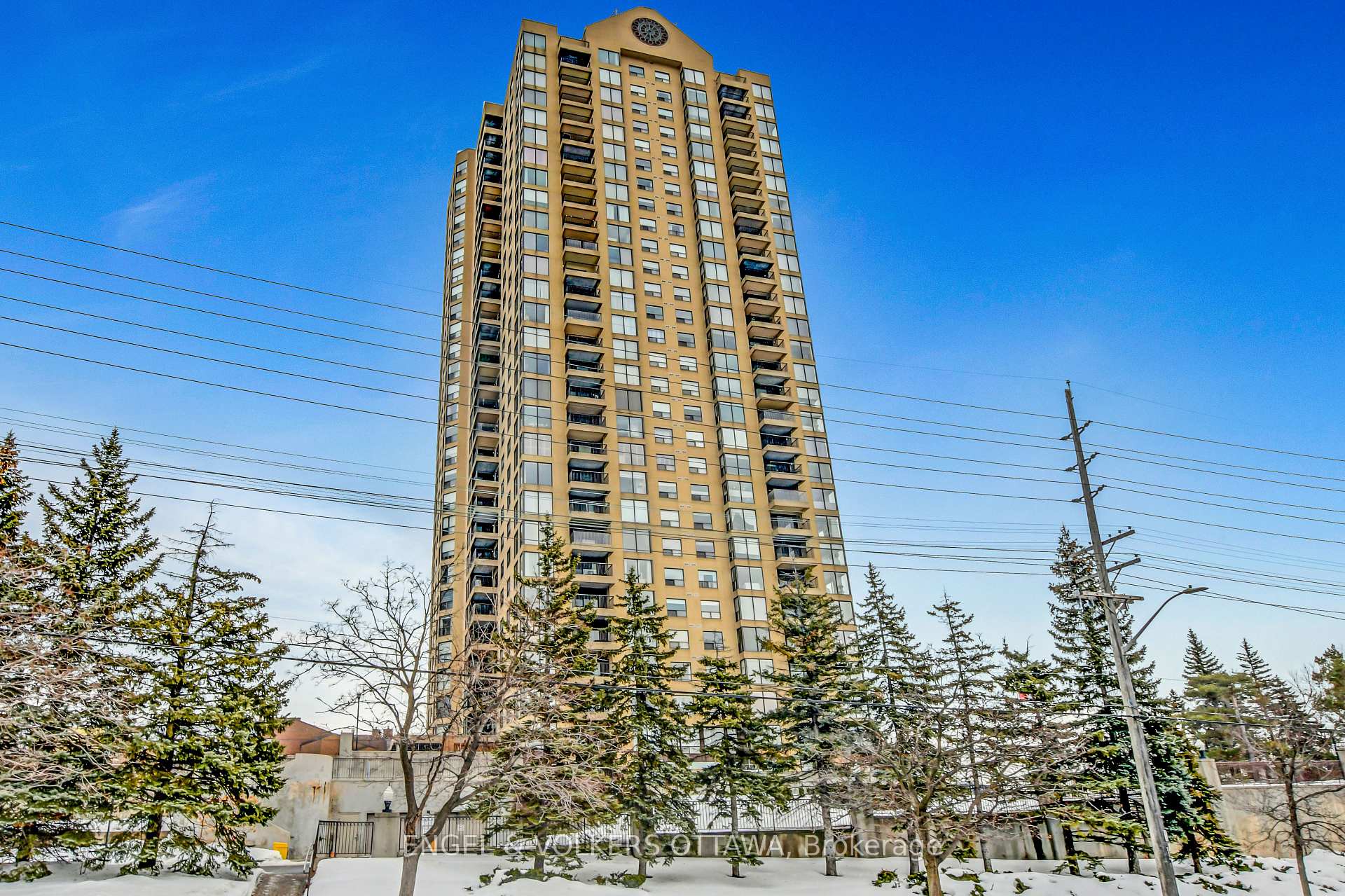 Photo 2 of Unit 2507, 545 St-Laurent Boulevard, Ottawa, Viscount Alexander Park — HOMEH