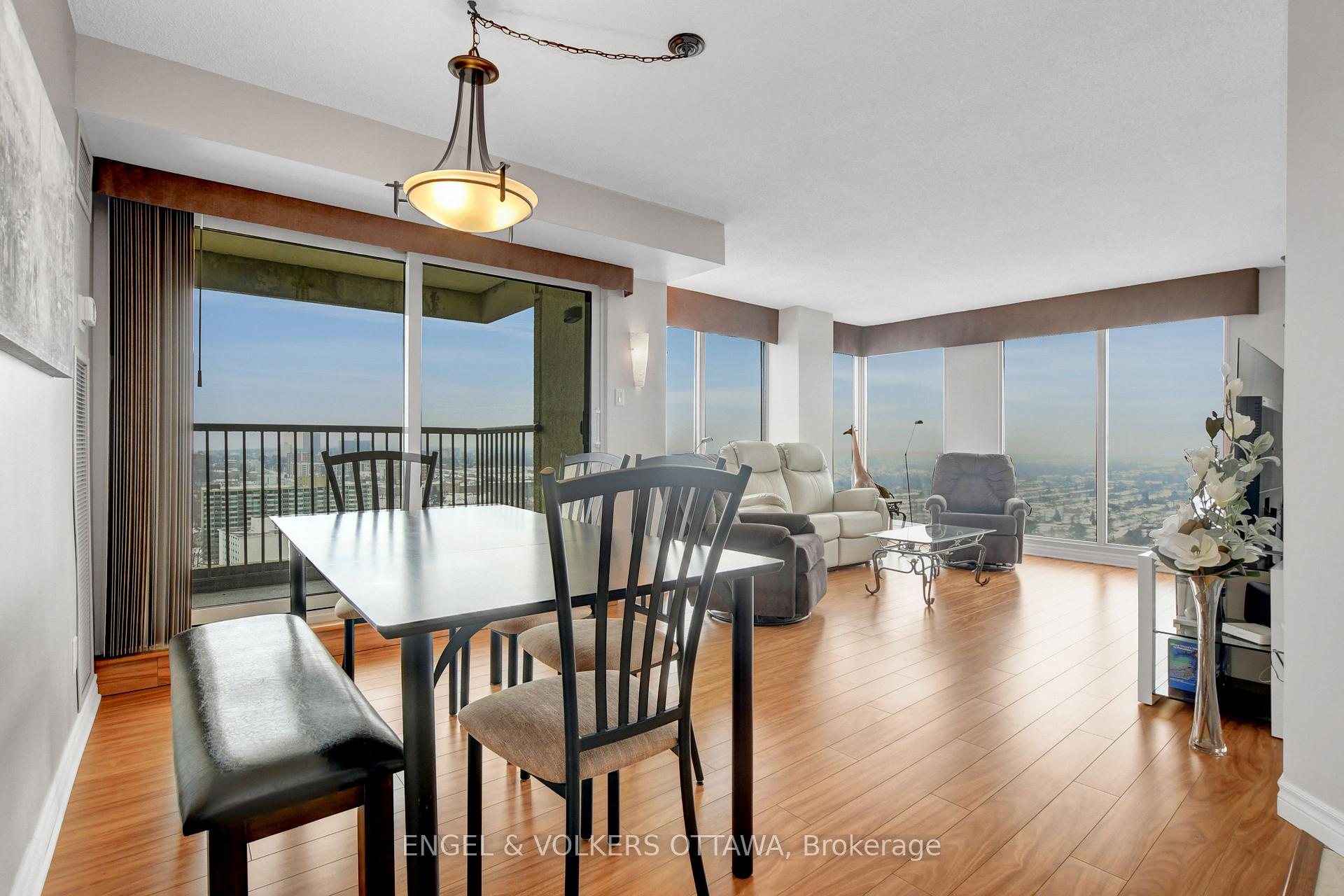 Photo 27 of Unit 2507, 545 St-Laurent Boulevard, Ottawa, Viscount Alexander Park — HOMEH
