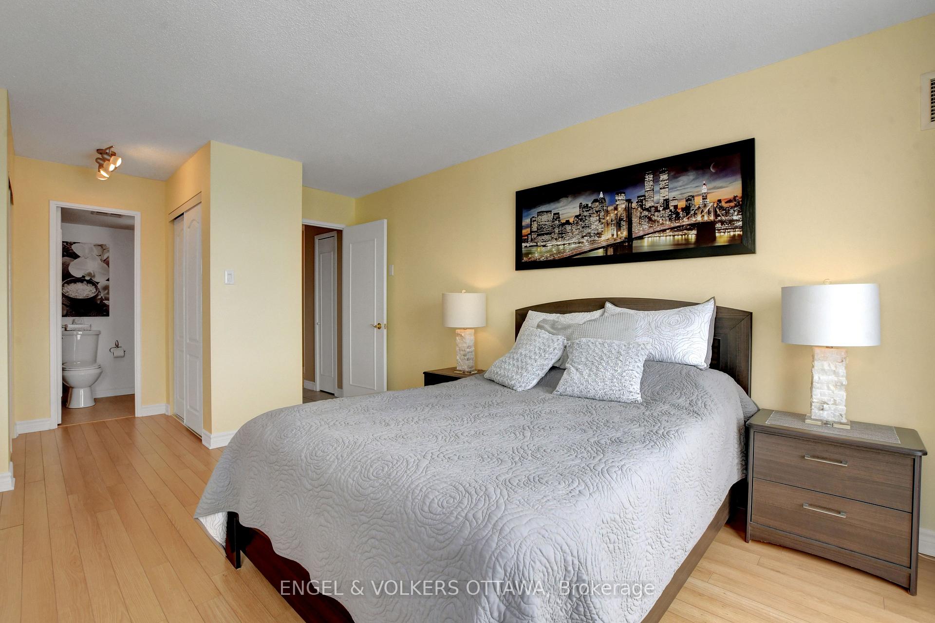 Photo 65 of Unit 2507, 545 St-Laurent Boulevard, Ottawa, Viscount Alexander Park — HOMEH