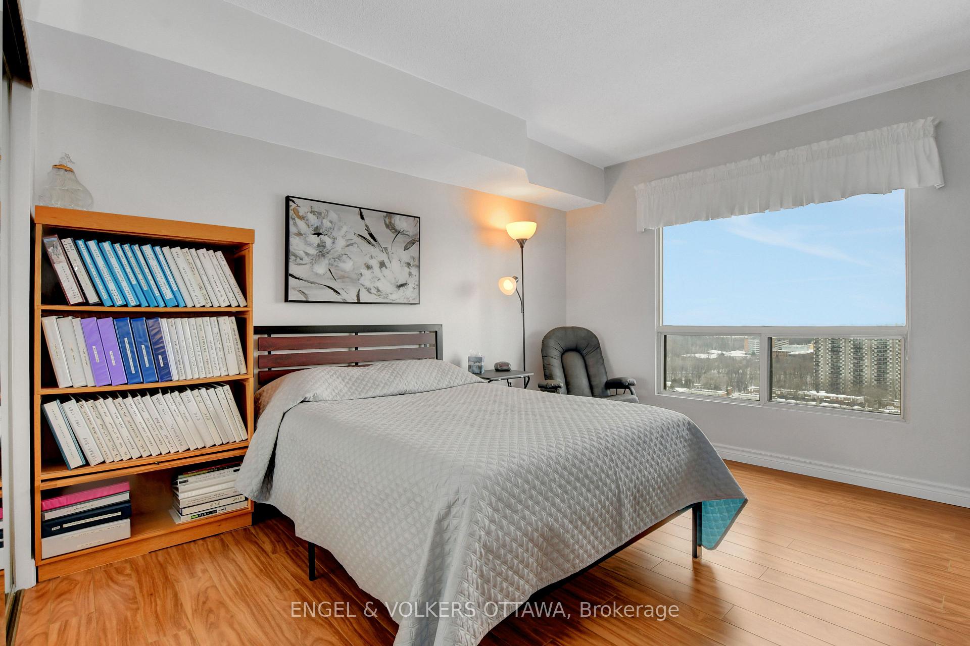 Photo 69 of Unit 2507, 545 St-Laurent Boulevard, Ottawa, Viscount Alexander Park — HOMEH