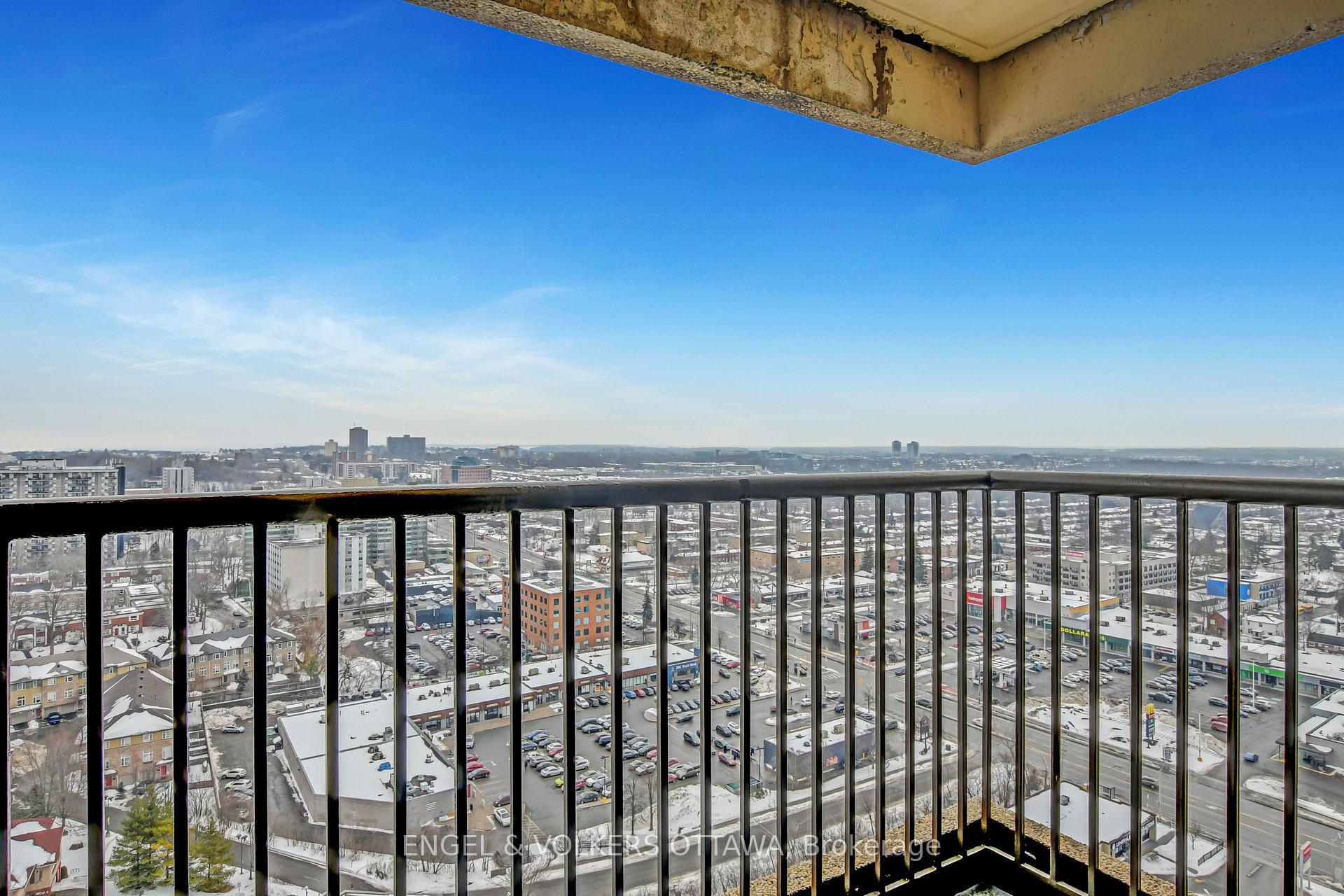 Photo 75 of Unit 2507, 545 St-Laurent Boulevard, Ottawa, Viscount Alexander Park — HOMEH