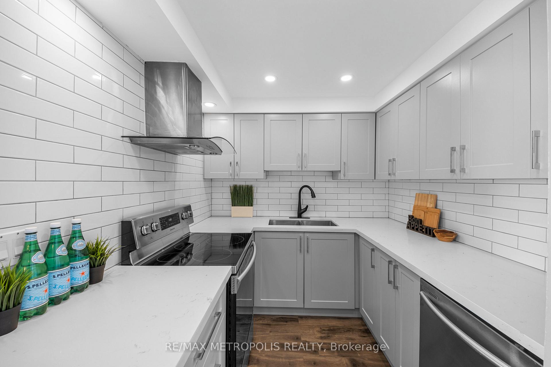 Photo 30 of Unit 507, 1530 Pickering Parkway, Pickering, Town Centre — HOMEH