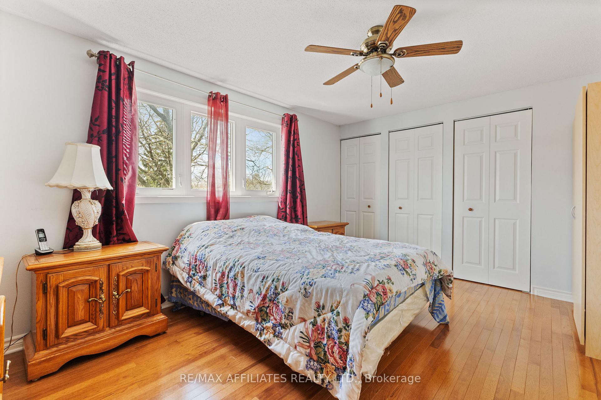 Photo 17 of 75 Saxton Private, Ottawa, Redwood Park — HOMEH