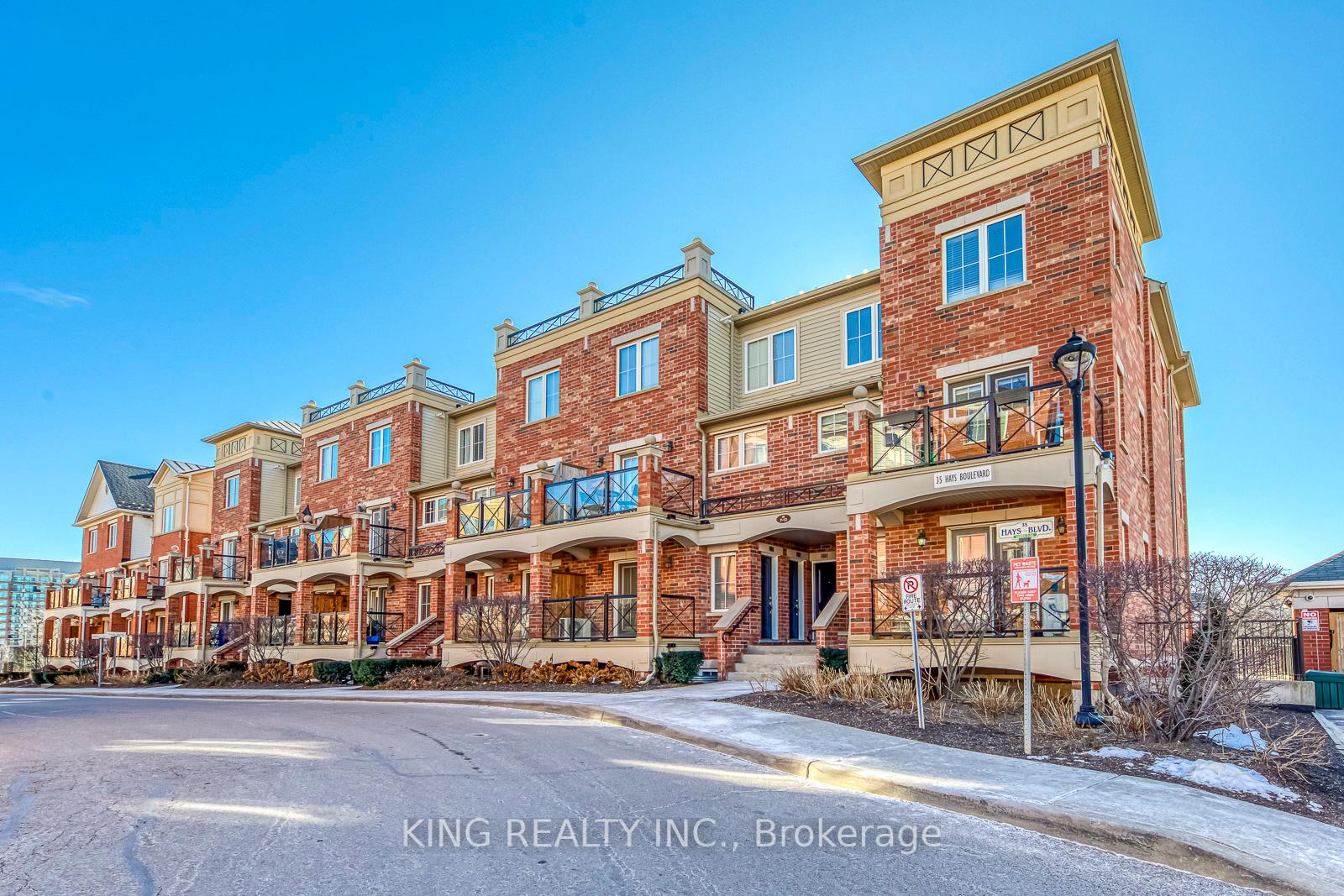 Front of Unit 8, 35 Hays Boulevard