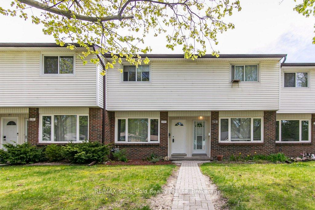 Photo 1 of 235 Fergus Avenue, Kitchener — HOMEH