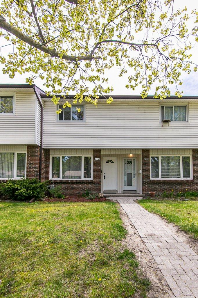 Photo 2 of 235 Fergus Avenue, Kitchener — HOMEH