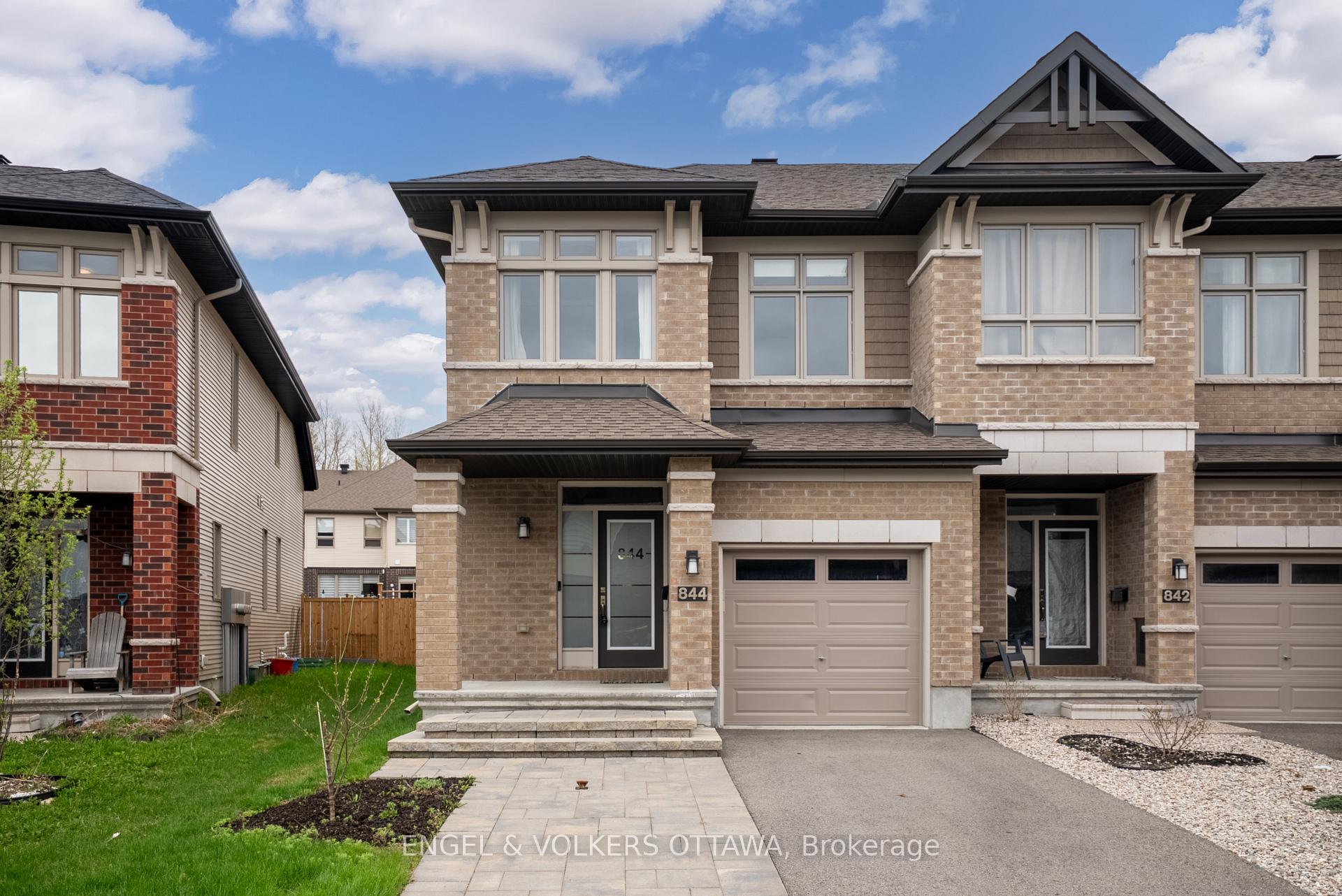 Photo 1 of 844 Quartet Avenue, Ottawa, Riverside South/Gloucester Glen — HOMEH