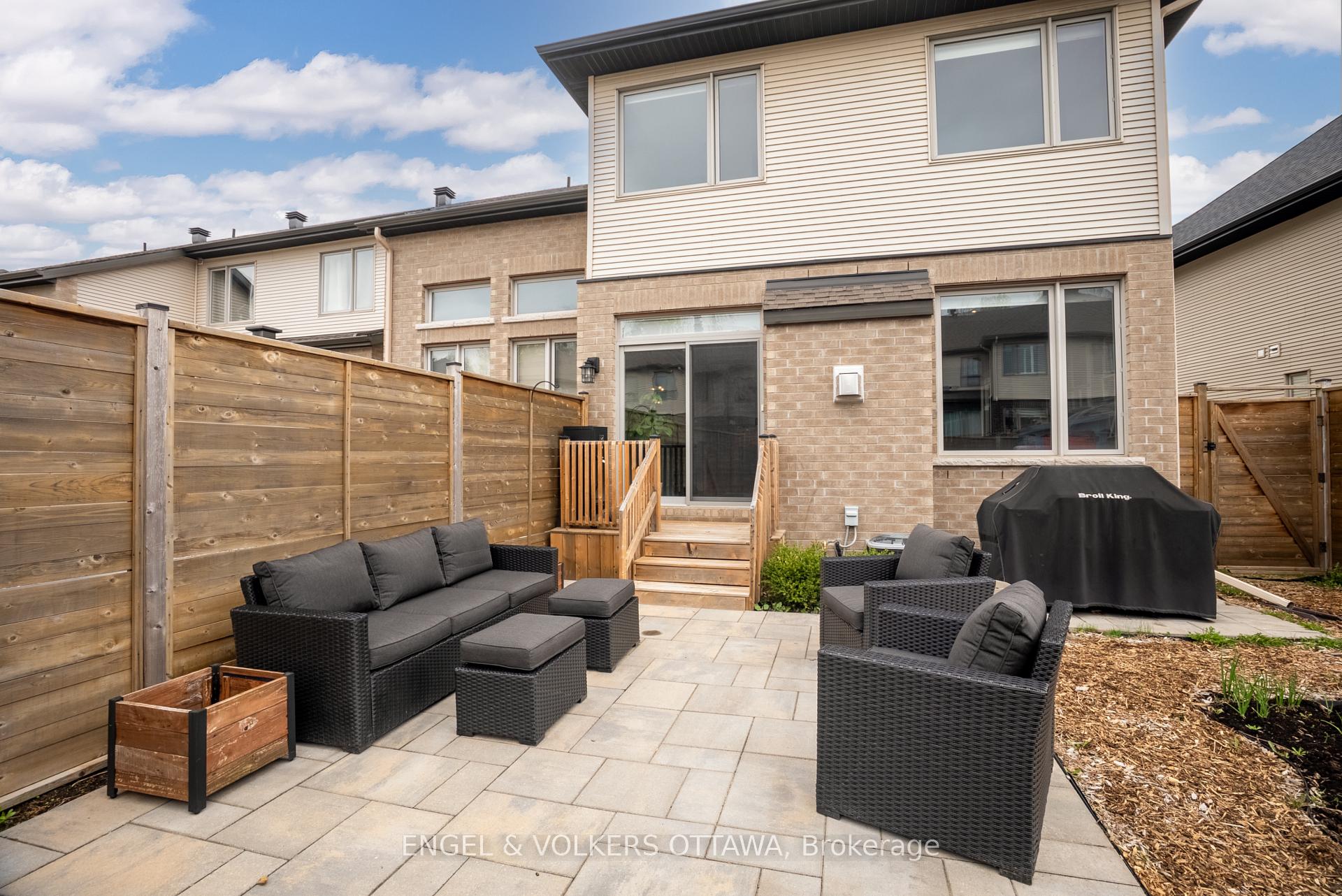 Photo 26 of 844 Quartet Avenue, Ottawa, Riverside South/Gloucester Glen — HOMEH