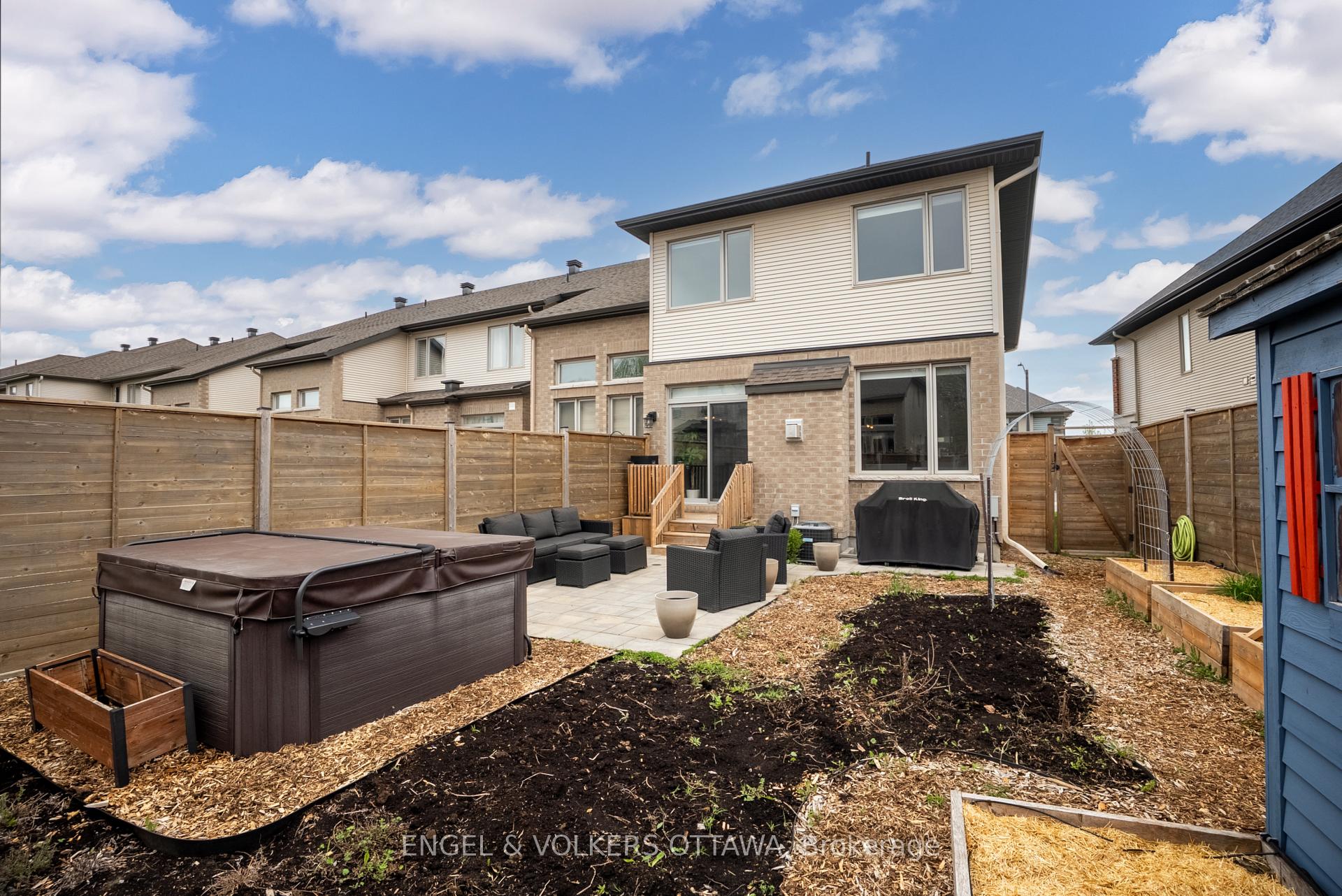 Photo 27 of 844 Quartet Avenue, Ottawa, Riverside South/Gloucester Glen — HOMEH