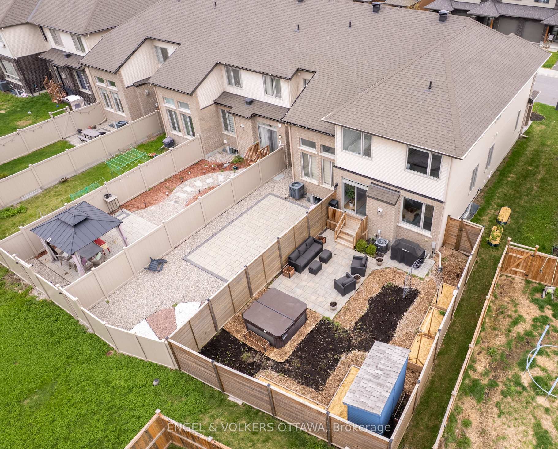 Photo 29 of 844 Quartet Avenue, Ottawa, Riverside South/Gloucester Glen — HOMEH