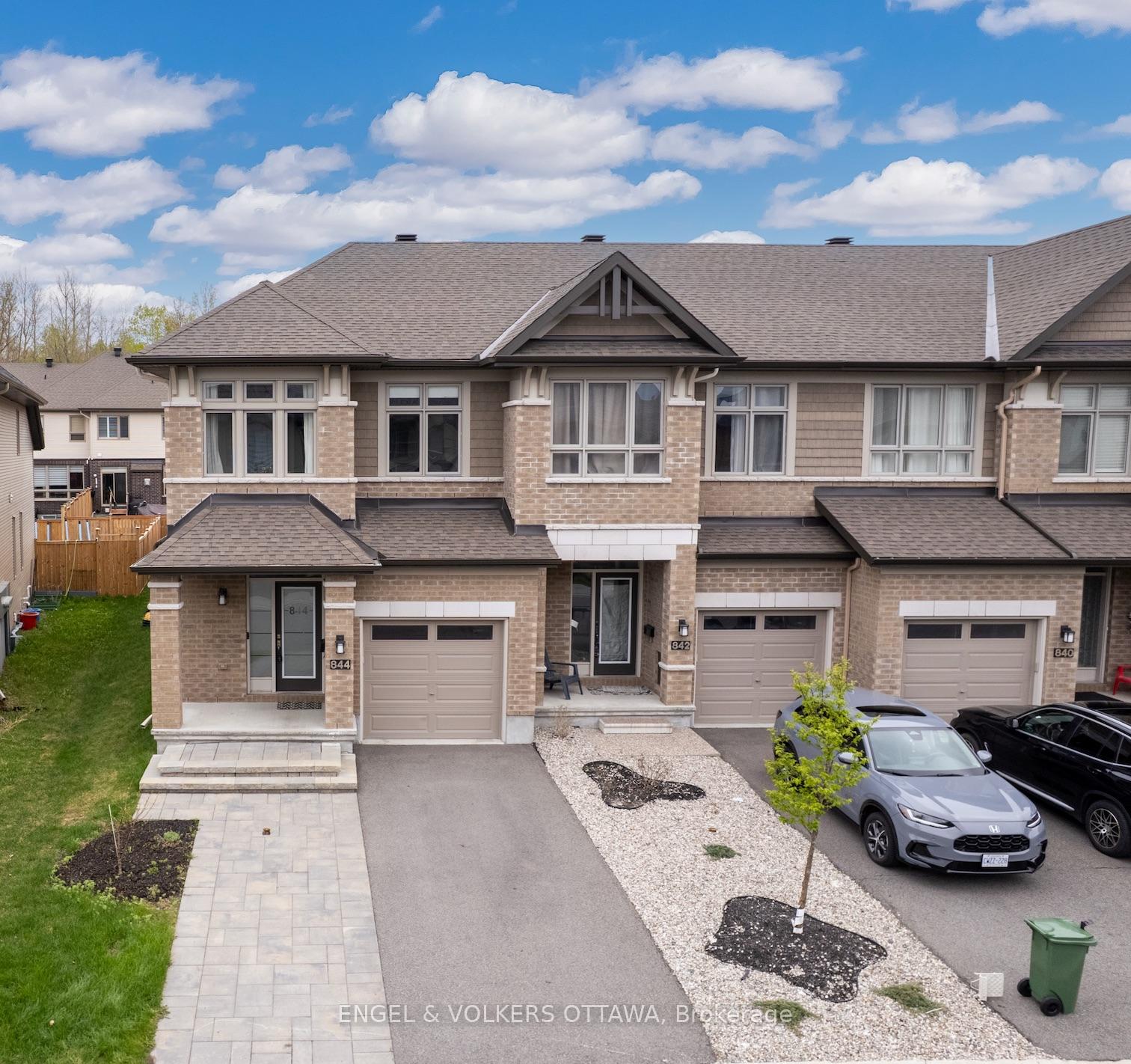 Photo 32 of 844 Quartet Avenue, Ottawa, Riverside South/Gloucester Glen — HOMEH