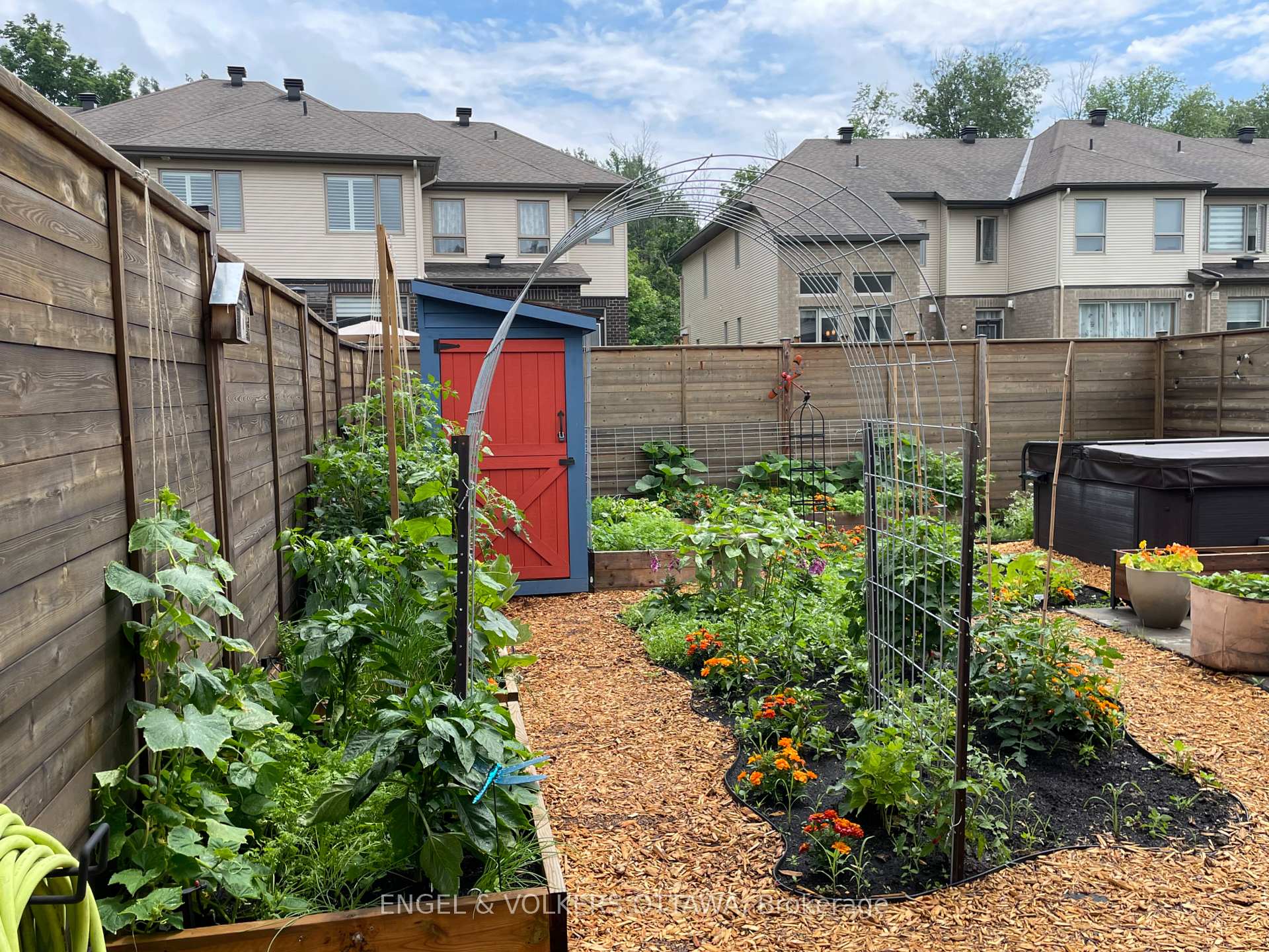 Photo 33 of 844 Quartet Avenue, Ottawa, Riverside South/Gloucester Glen — HOMEH