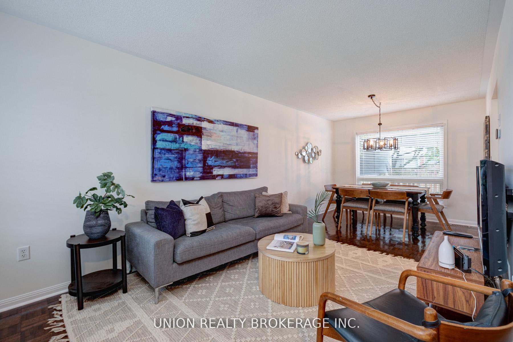 Photo 5 of 84 Worthington Avenue, Brampton, Fletcher's Meadow — HOMEH