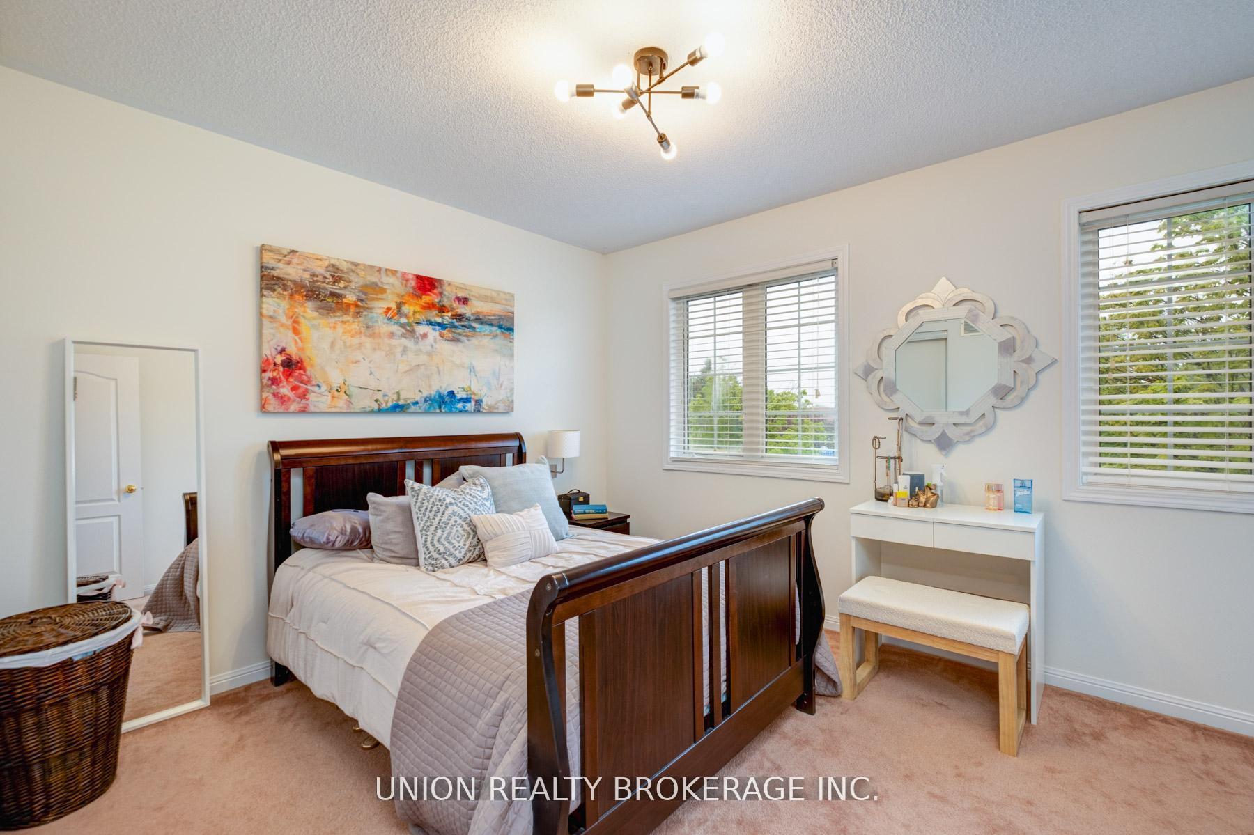 Photo 24 of 84 Worthington Avenue, Brampton, Fletcher's Meadow — HOMEH