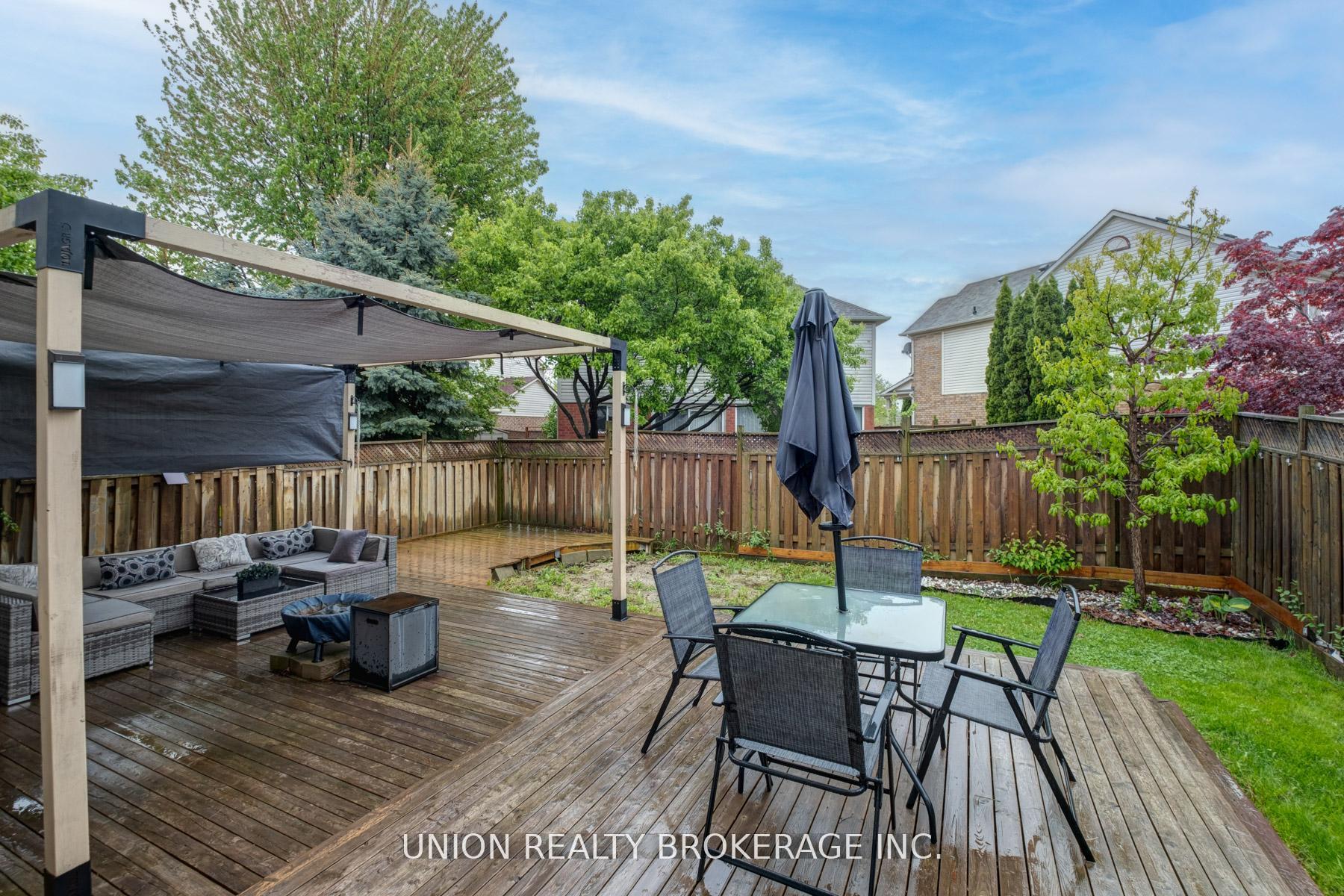 Photo 20 of 84 Worthington Avenue, Brampton, Fletcher's Meadow — HOMEH