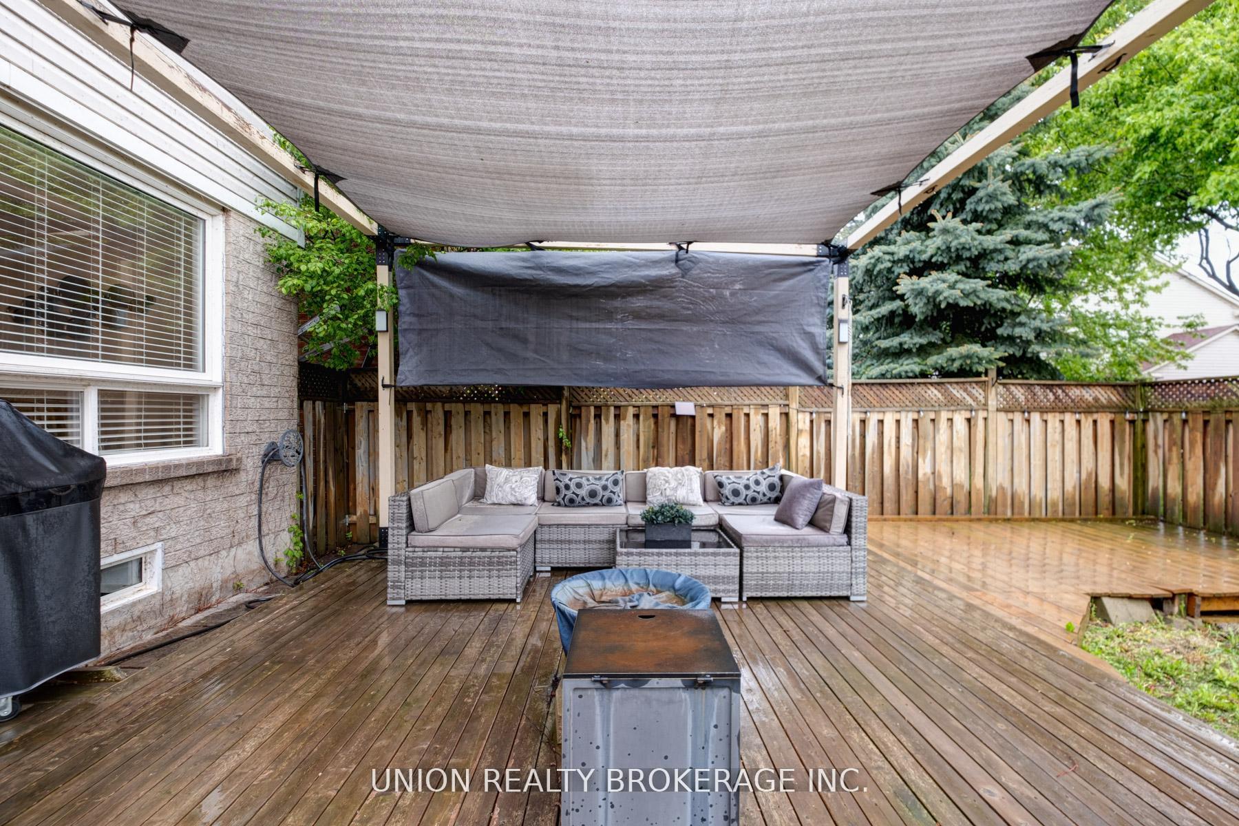 Photo 23 of 84 Worthington Avenue, Brampton, Fletcher's Meadow — HOMEH