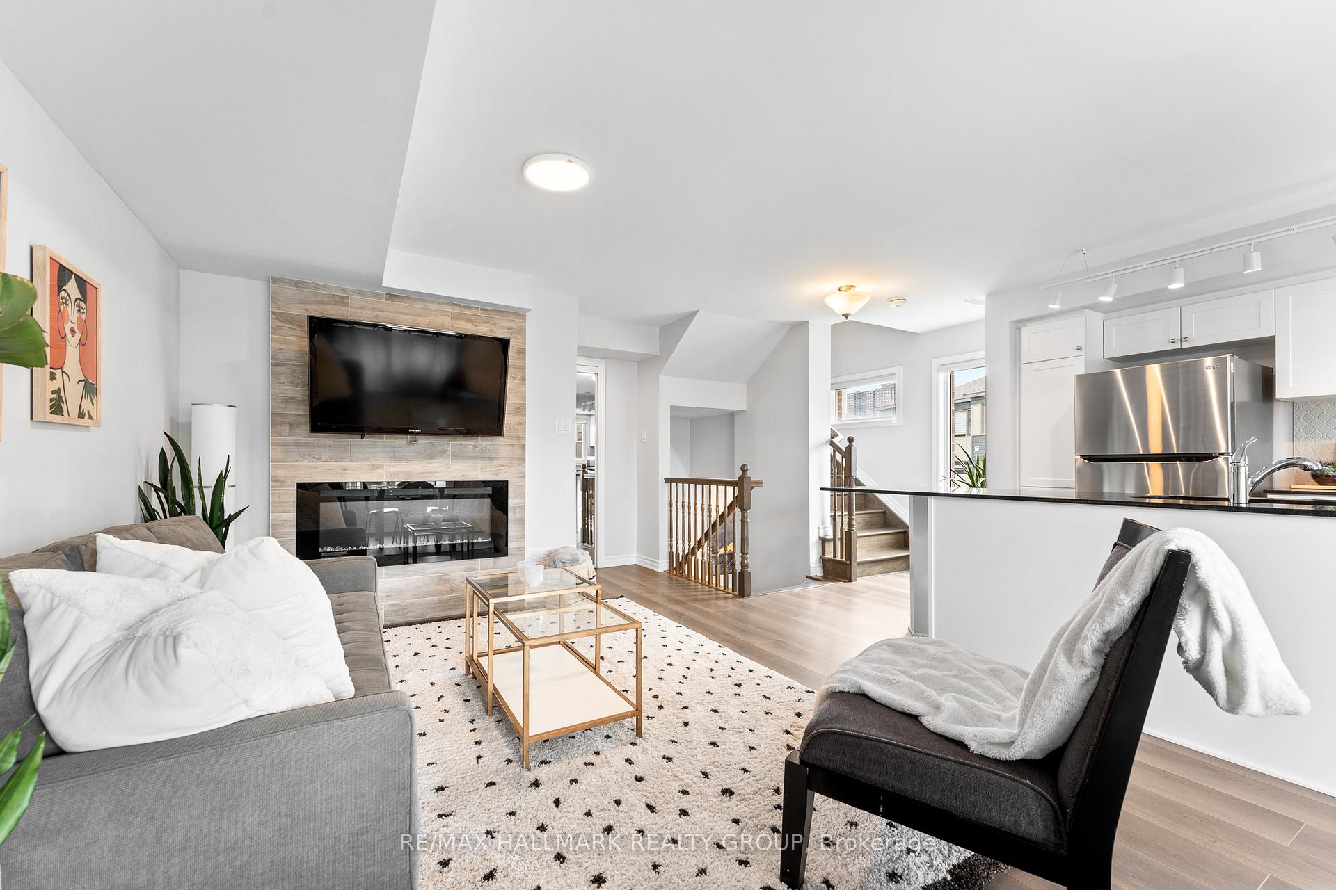 Photo 13 of 663 Makwa Private, Ottawa, CFB Rockcliffe and Area — HOMEH
