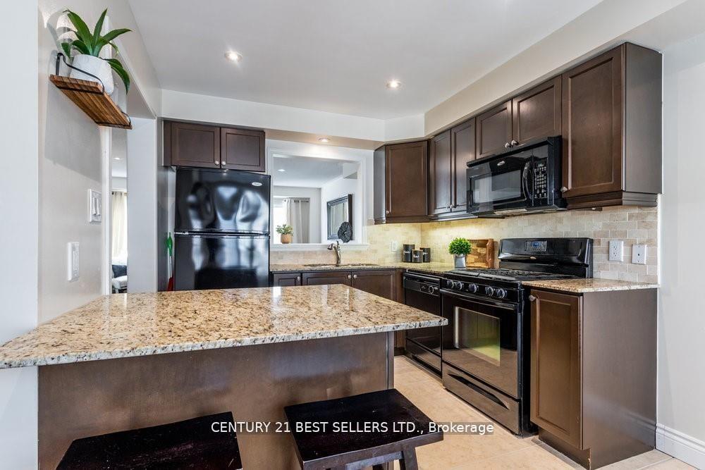 Photo 12 of Unit 37, 470 Beach Boulevard, Hamilton, Hamilton Beach — HOMEH