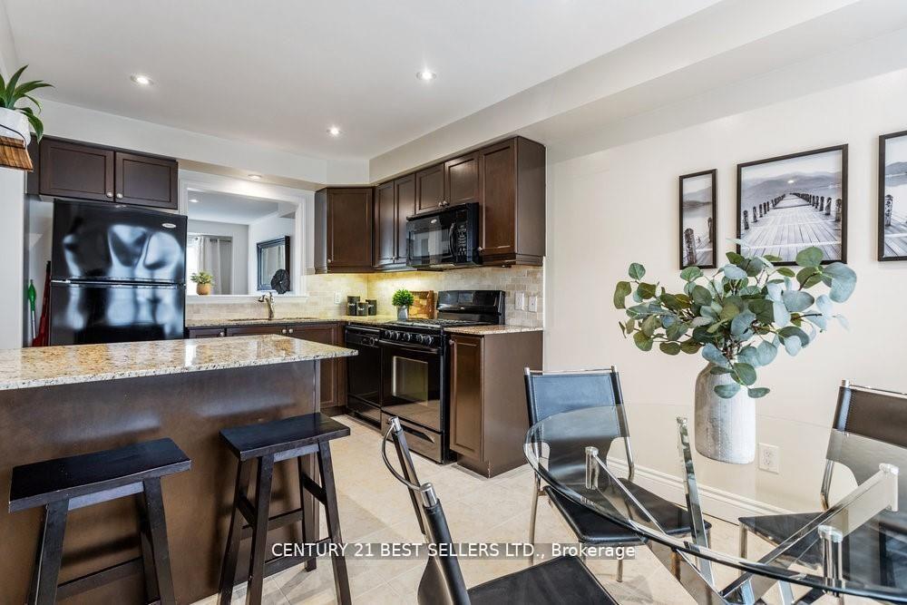 Photo 15 of Unit 37, 470 Beach Boulevard, Hamilton, Hamilton Beach — HOMEH