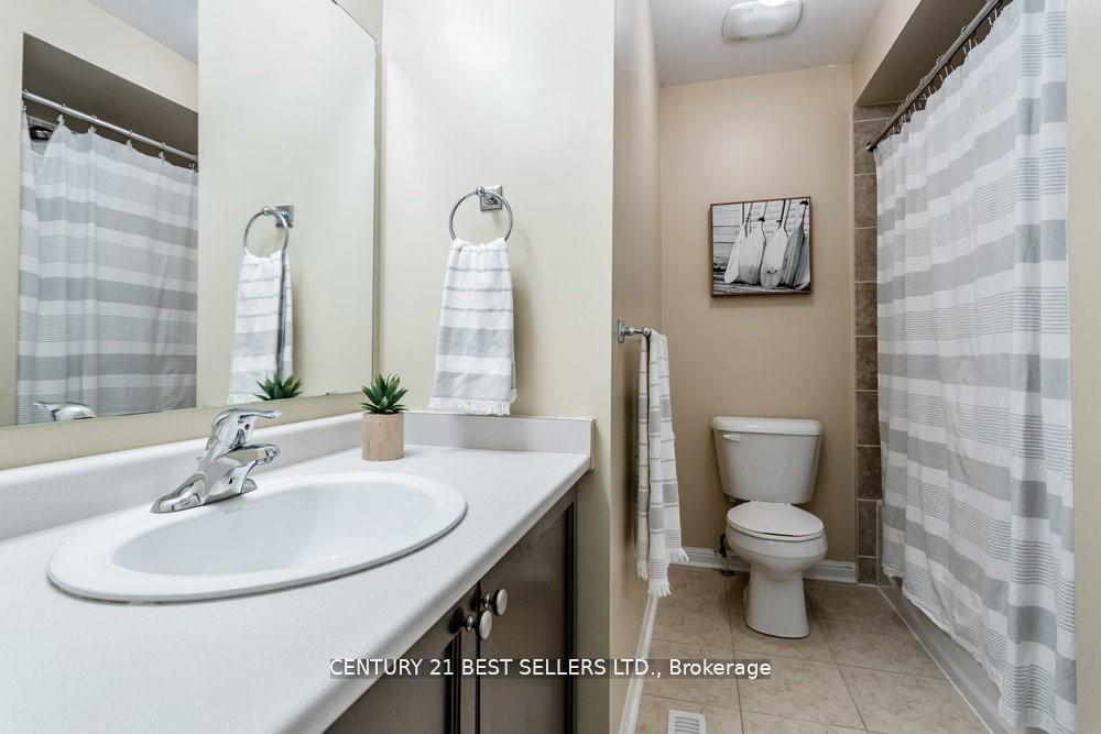 Photo 20 of Unit 37, 470 Beach Boulevard, Hamilton, Hamilton Beach — HOMEH