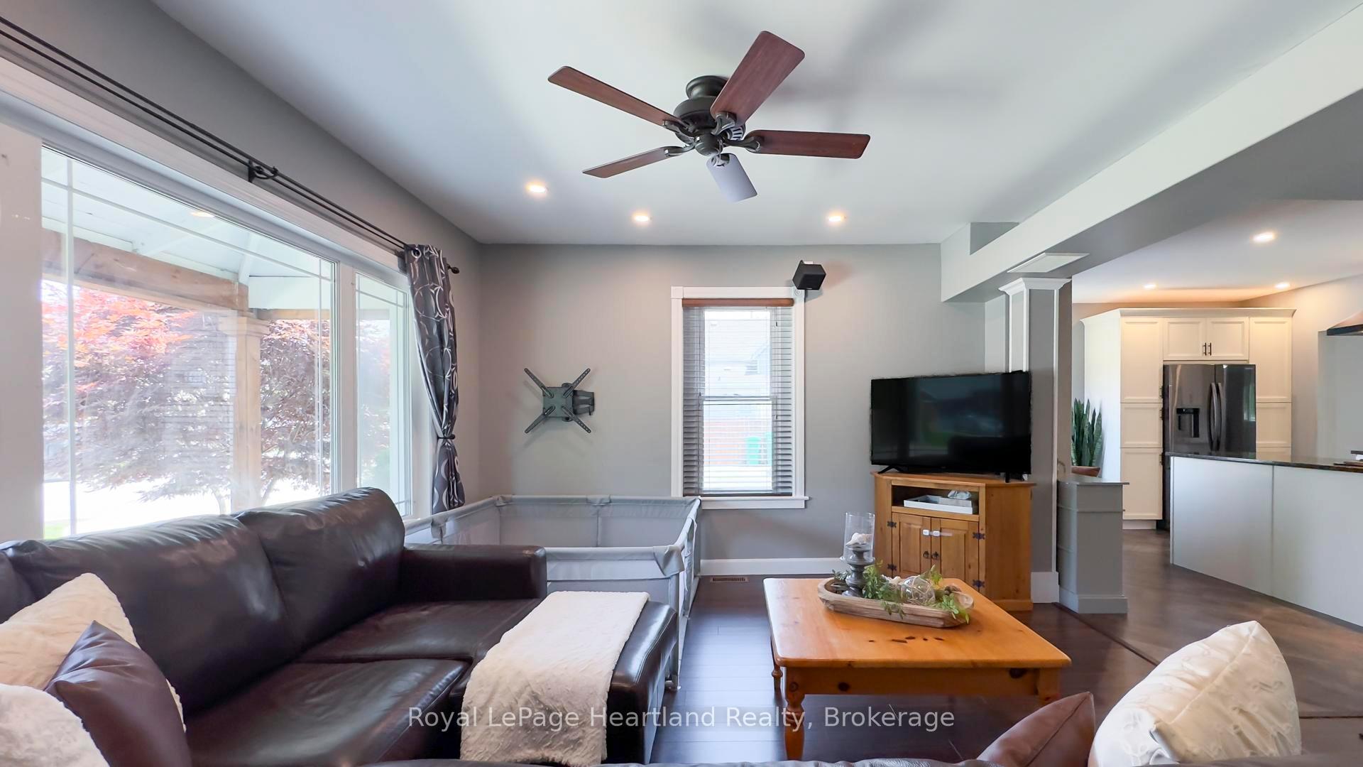 Photo 12 of 148 Britannia Road E, Goderich, Goderich (Town) — HOMEH