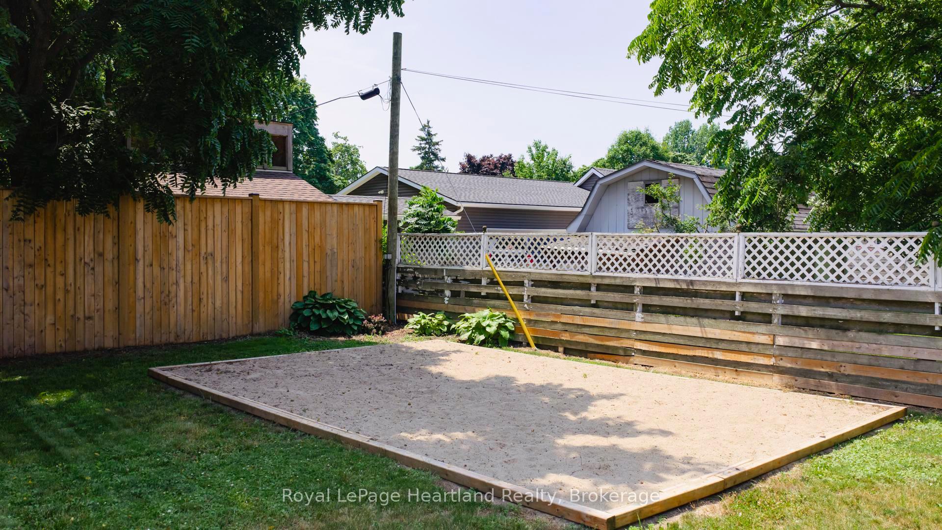 Photo 45 of 148 Britannia Road E, Goderich, Goderich (Town) — HOMEH