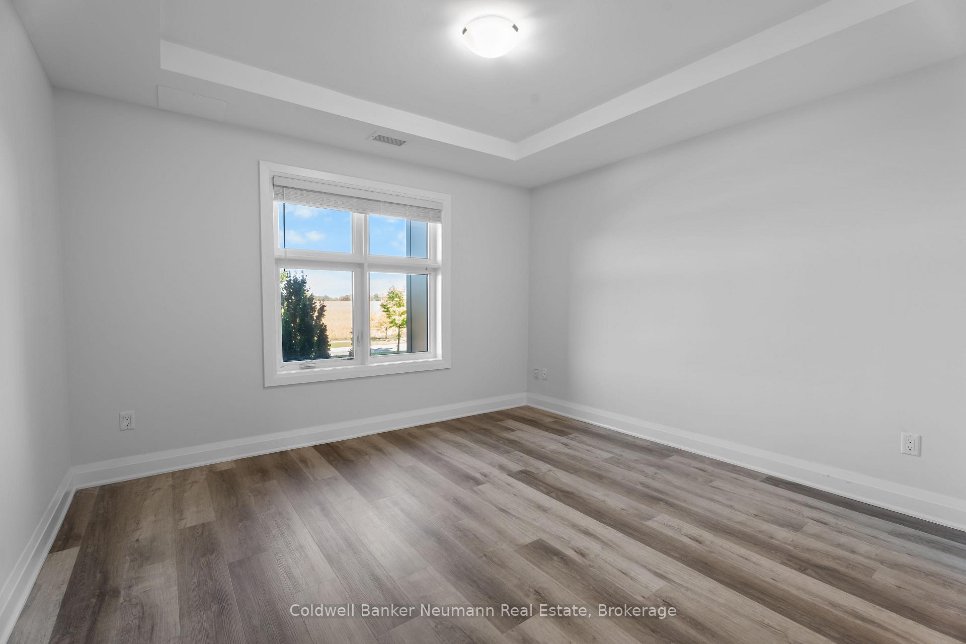 Photo 4 of Unit 103, 247 Grey Silo Road, Waterloo — HOMEH