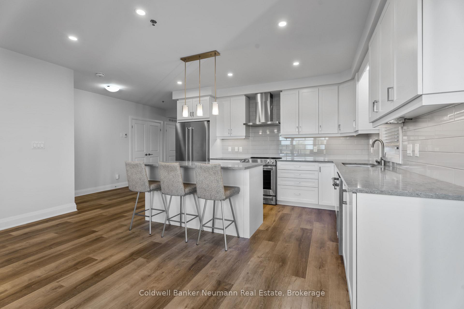Photo 7 of Unit 103, 247 Grey Silo Road, Waterloo — HOMEH