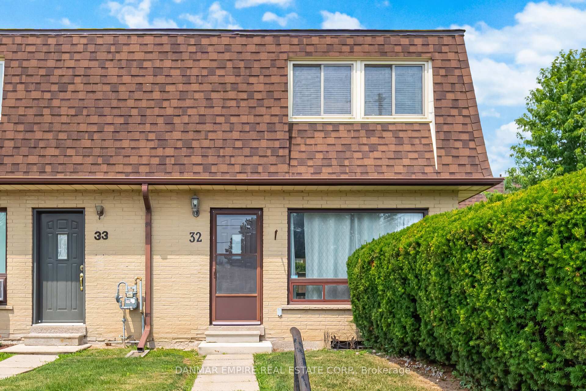 Photo 1 of Unit 32, 20 Mountainview Road S, Halton Hills, Georgetown — HOMEH