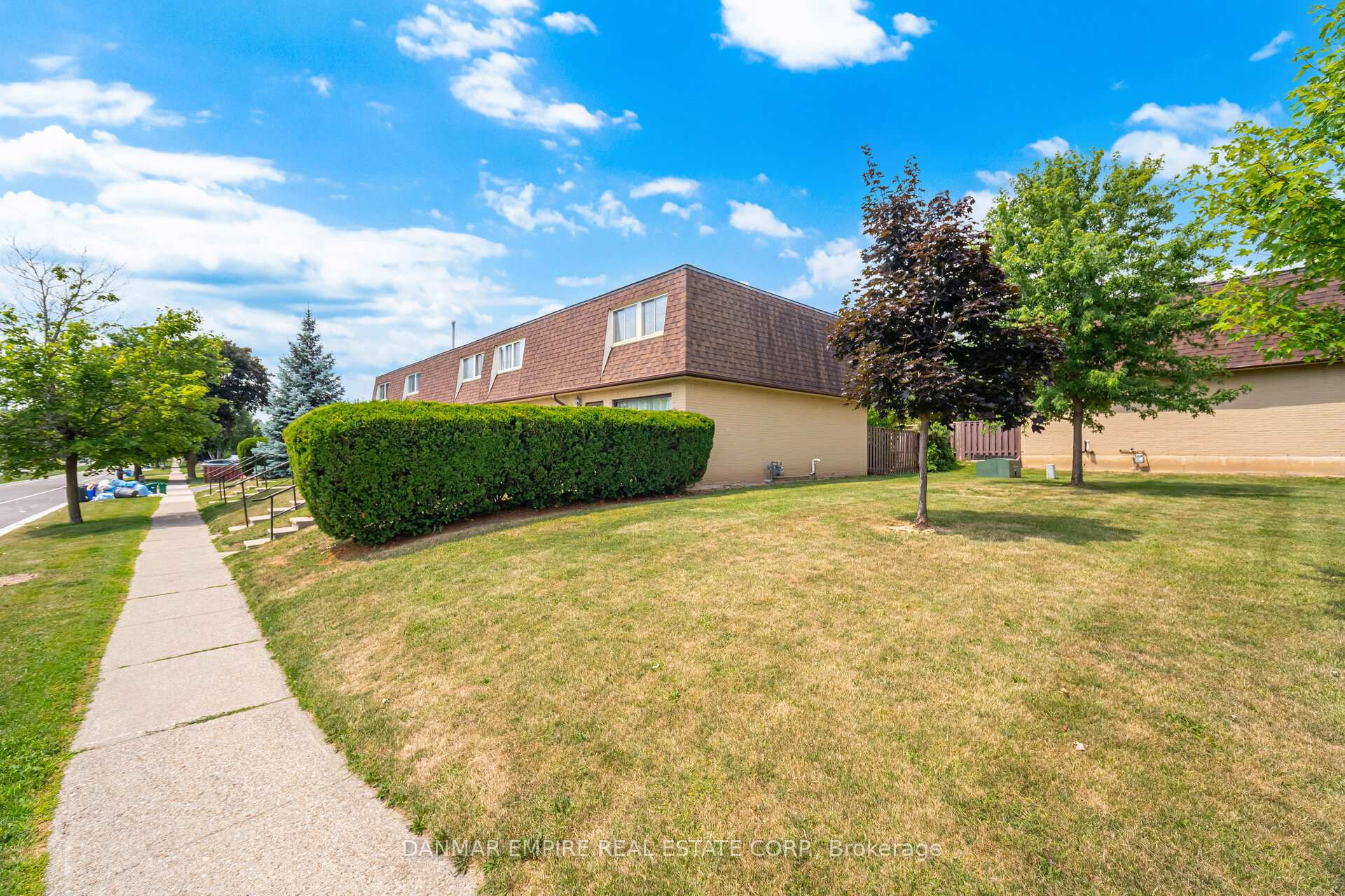 Photo 34 of Unit 32, 20 Mountainview Road S, Halton Hills, Georgetown — HOMEH