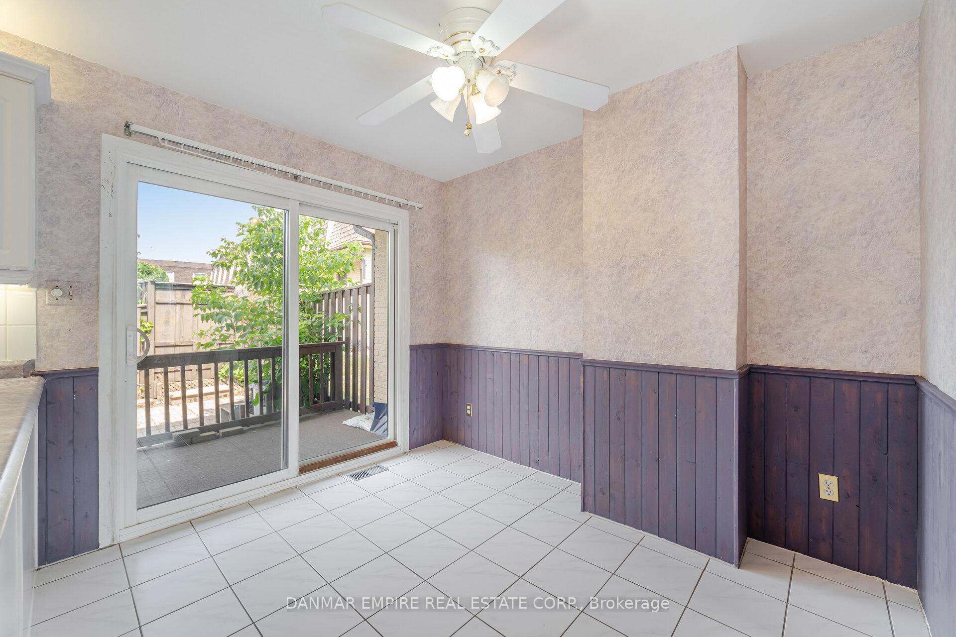 Photo 37 of Unit 32, 20 Mountainview Road S, Halton Hills, Georgetown — HOMEH